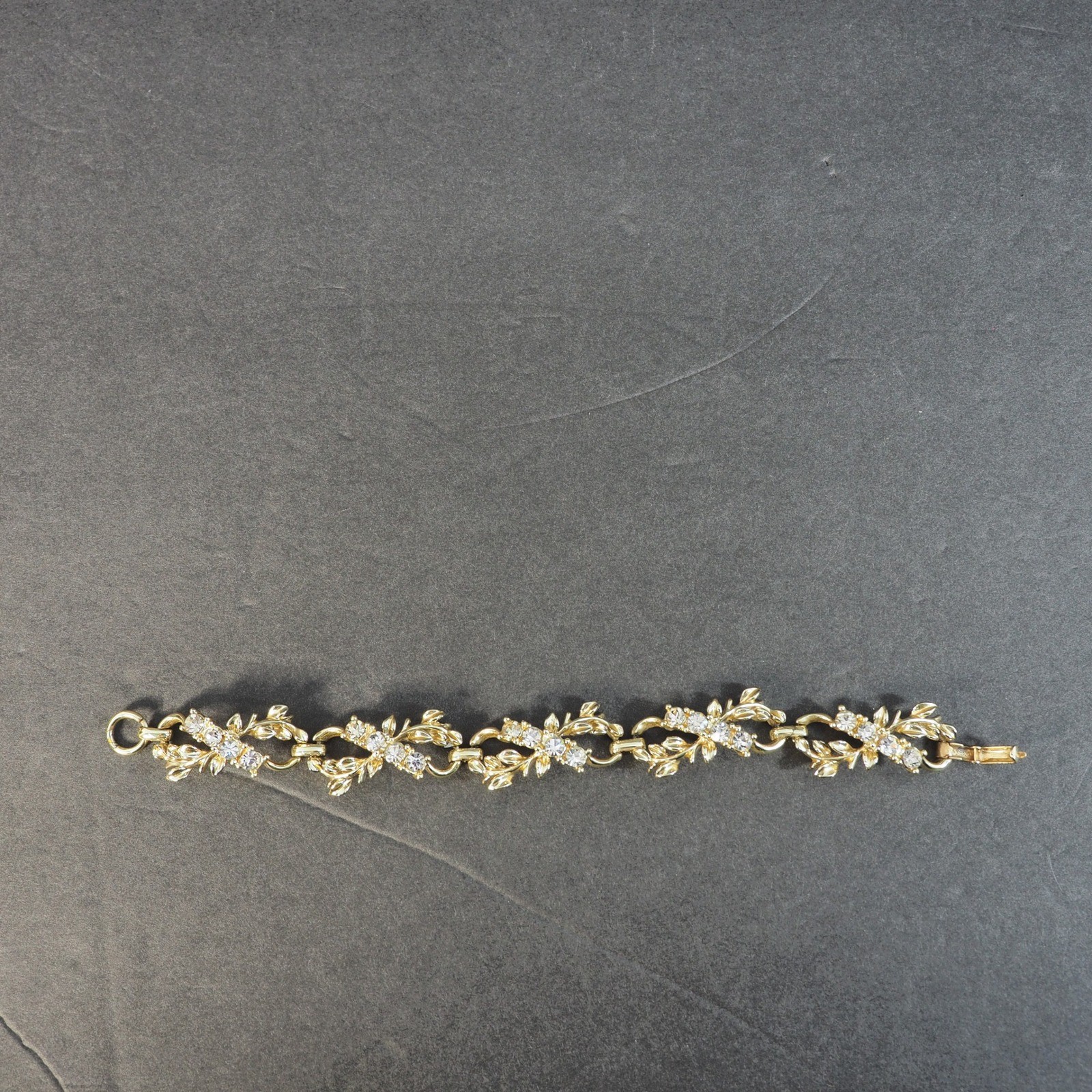Coro Gold Tone Rhinestone Floral Leaf Link 7 Inch Bracelet Vintage MCM Signed