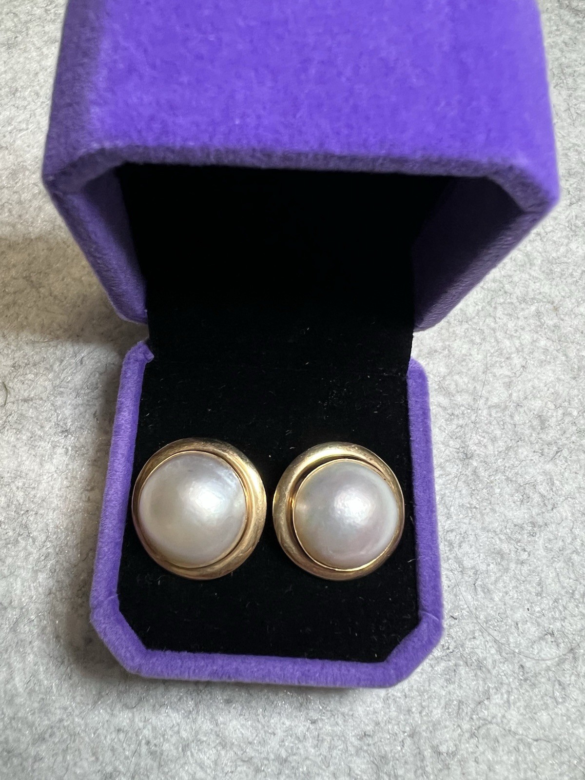 vintage Solid 14k Yellow Gold W Large 15mm Mabe pearl Stud earrings 6.4g