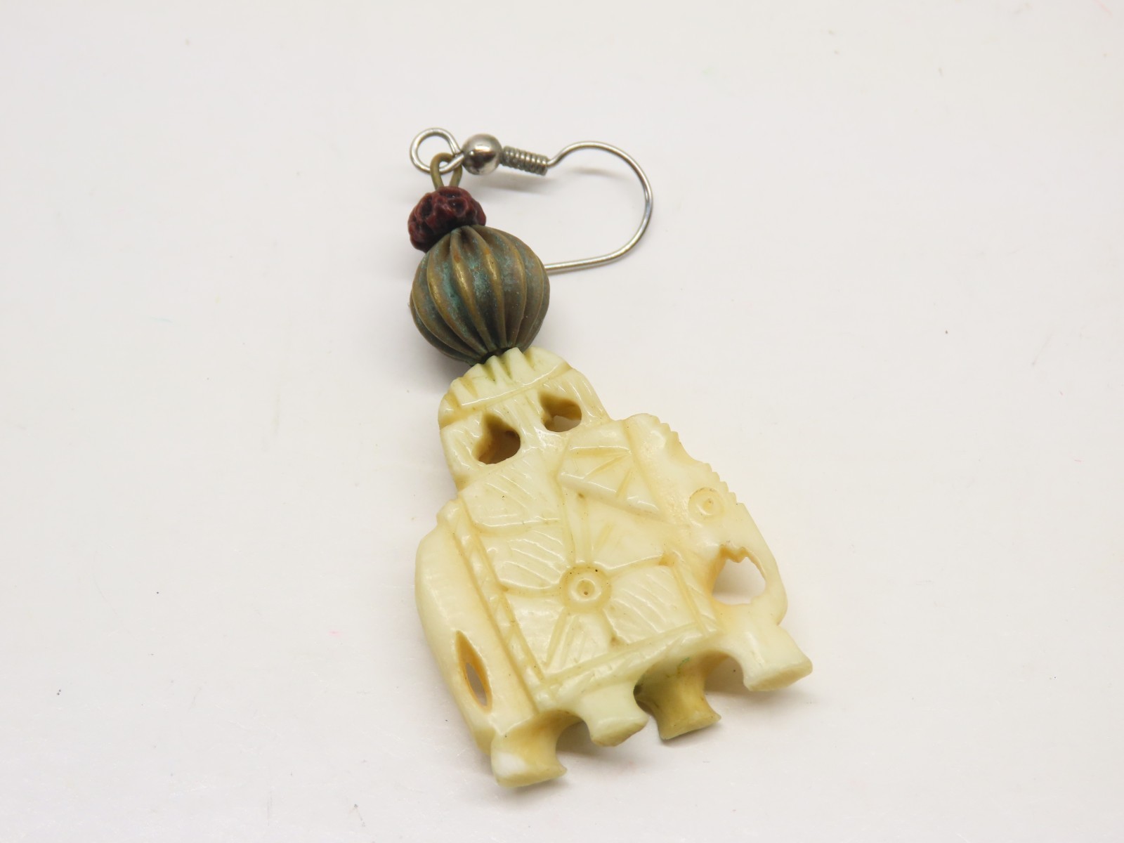 Bovine Bone Creature Earrings Vintage Pierced Dangle D6021