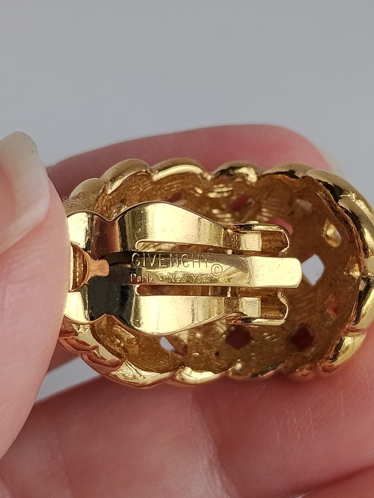 VTG Givenchy Clip On Earrings Lg Tapered Basket Weave Goldtone Signed France 1″