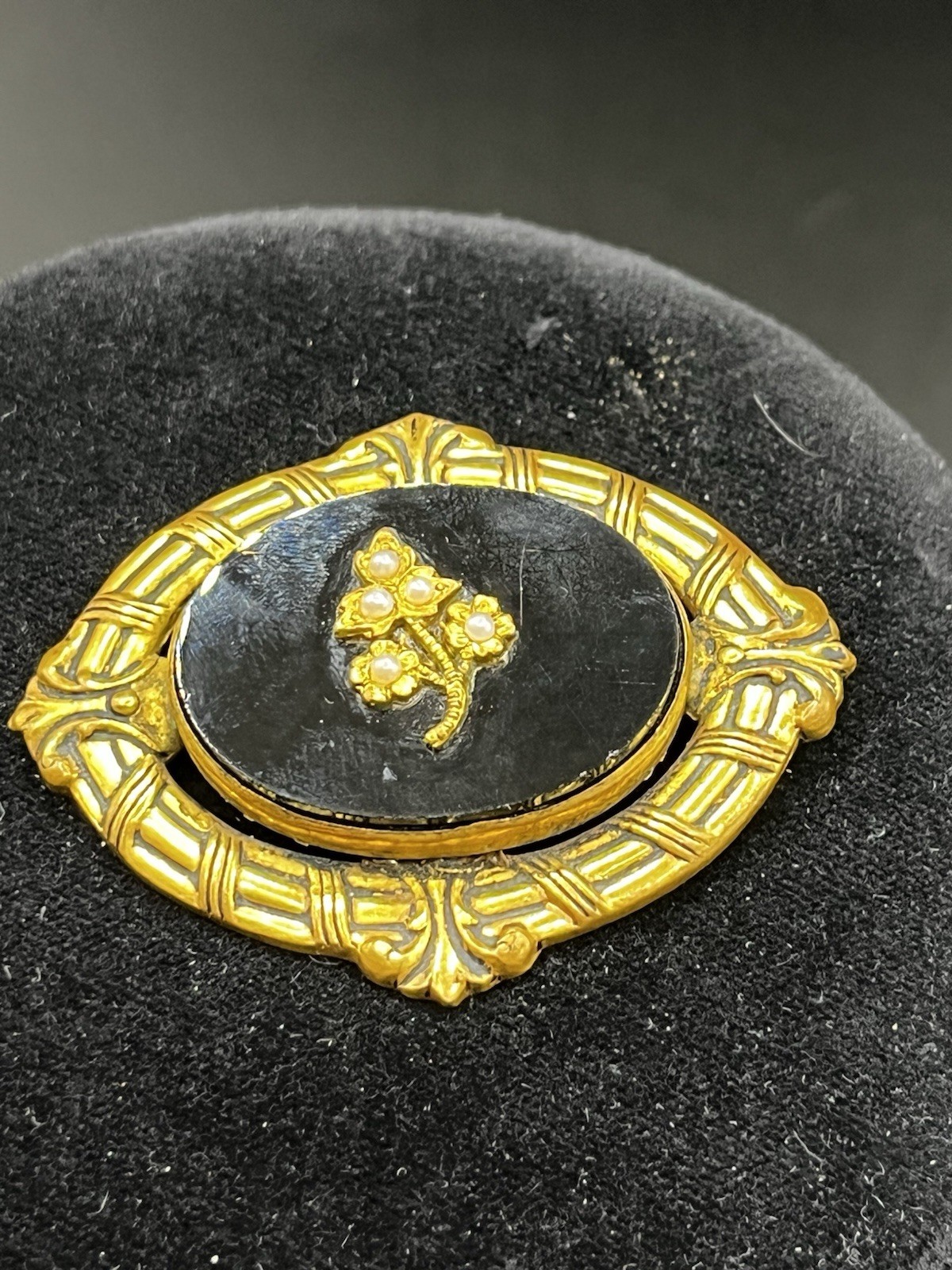 Victorian/Mourning Style VTG. Repousse Brass Black Glass Brooch Faux Pearl 2 1/8