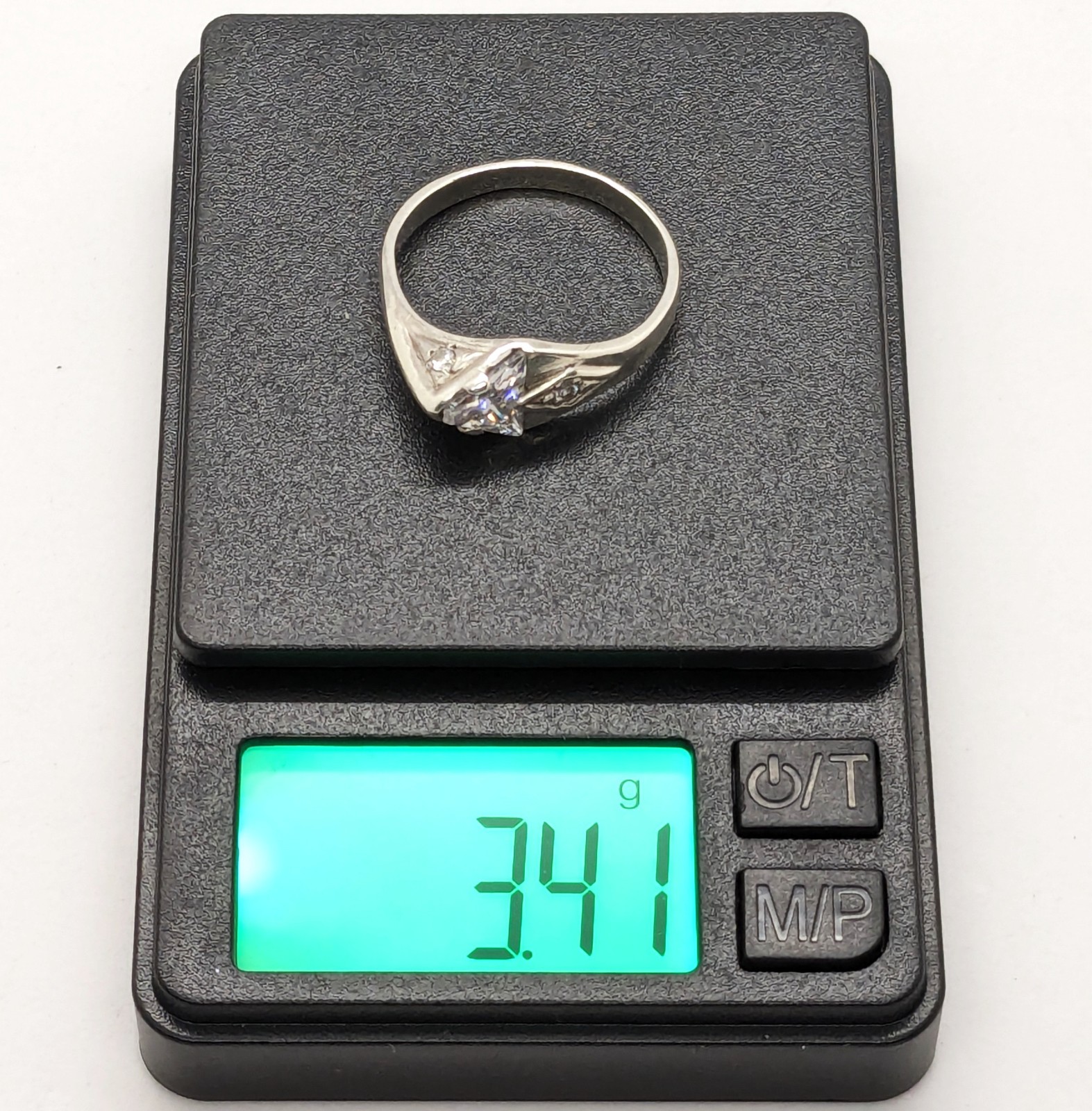 Vintage Elegant RING Silver 925 with Bright Stone -size: 10.5US (20mm) Ukrain#38