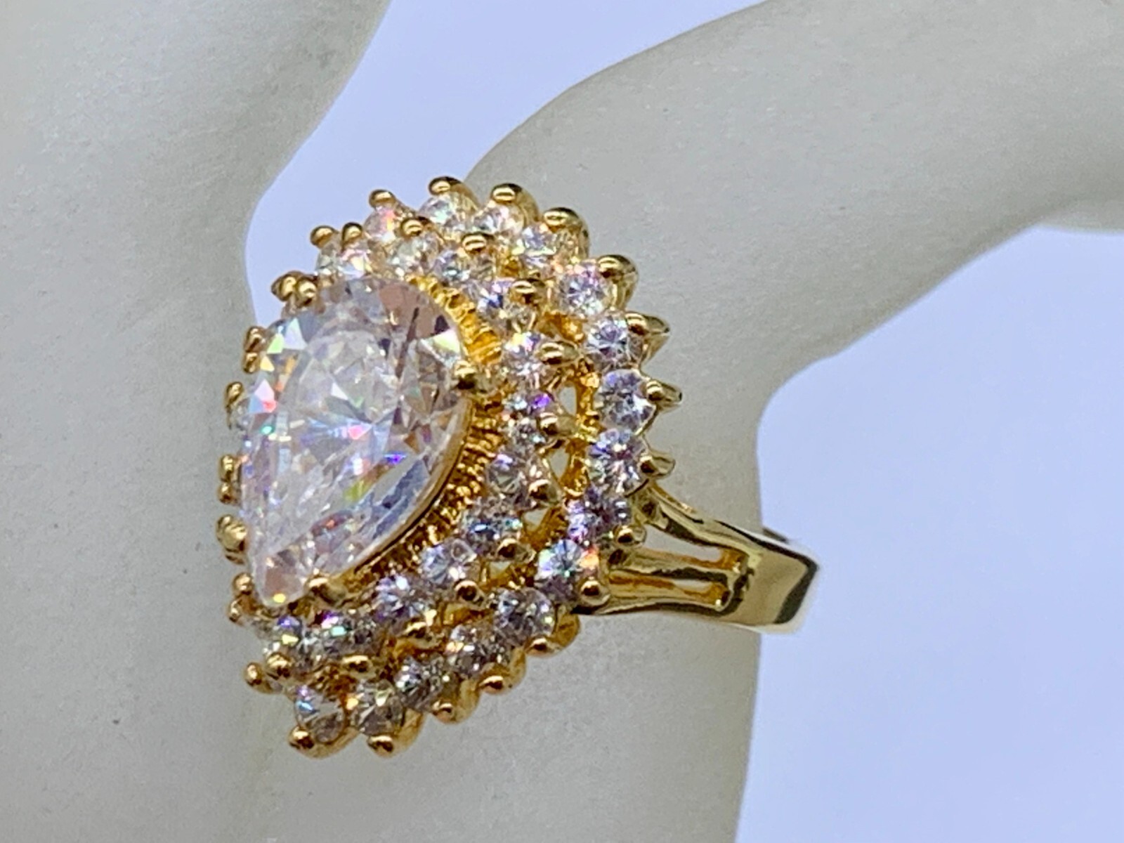 14K GOLD PLATED RING WOMEN’S TEARDROP DIAMANTE ANTIQUE STYLE SIZE 6.5