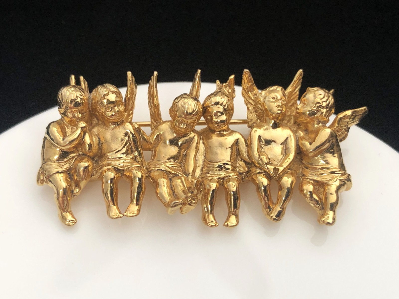 Vintage Signed Edgar Berebi Limited Edition Gold Tone Cherub Angel Brooch Pin