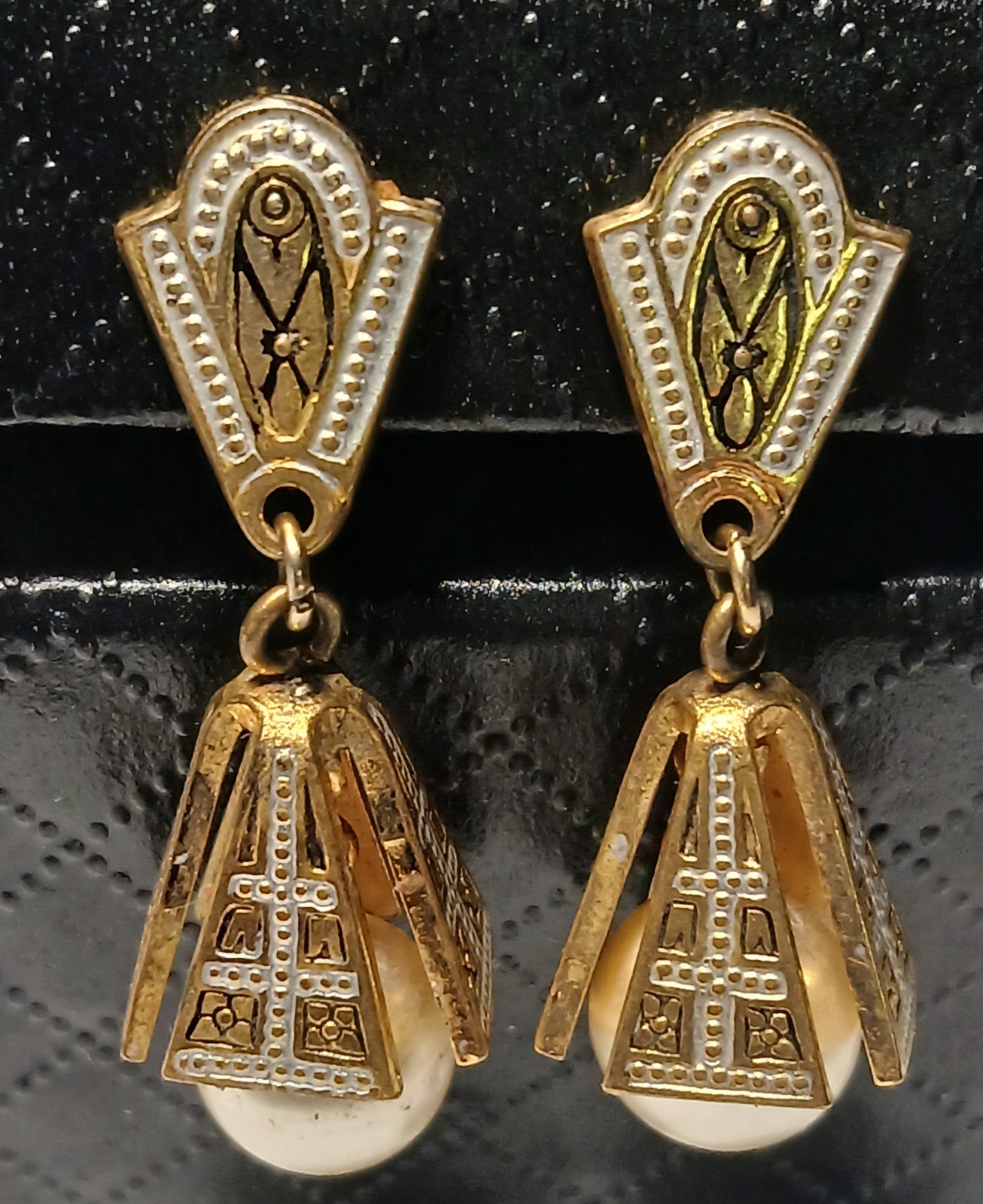 Vintage Damascene Toledo Spain GoldTone Faux Pearls Dangle Clip On Earrings 1 in