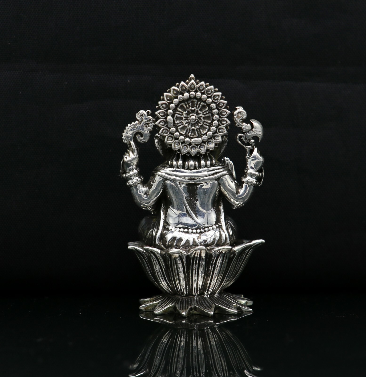 925 sterling silver Gorgeous Lord Ganesha statue, figurine, puja article su213