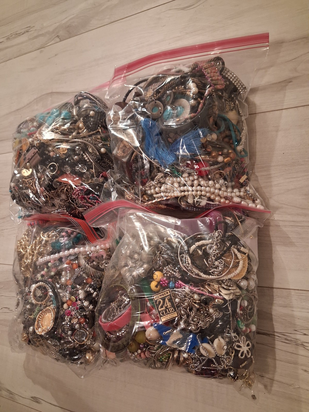 20Lbs -14 oz Vintage To Now CRAFT, REPAIR ,TANGLED Junk Jewelry Lot (JK002)