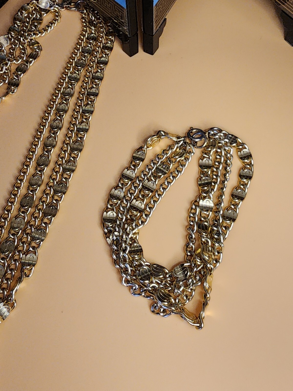 Vtg SARAH COVENTRY Necklace Bracelet Set Multi-Strand Gold Tone Snail Chain 24″