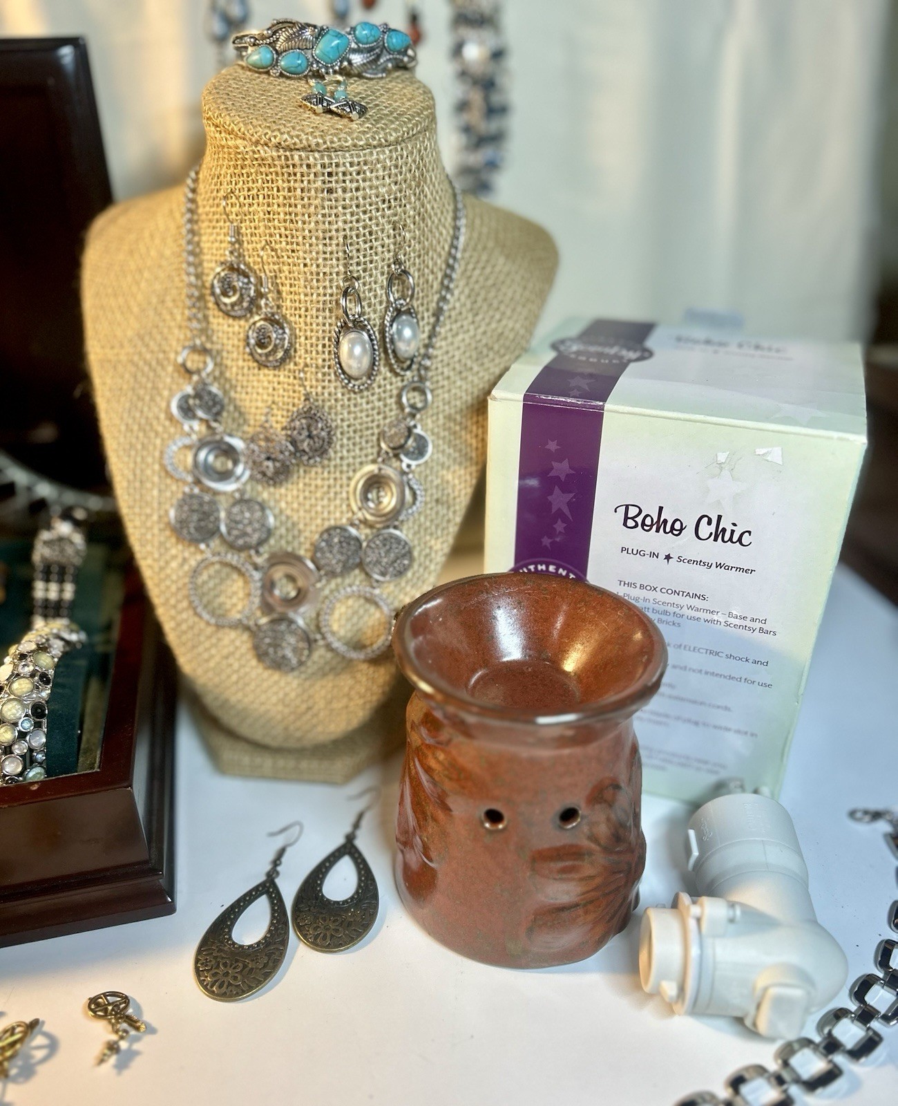 Southwestern/Boho/Chic Jewelry Lot 80 Piece, Vintage/Modern/Estate