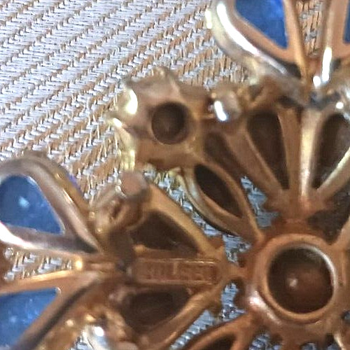 2 1/4 X 2 1/4″ VINTAGE EDLEE MALTESE MULTI COLOR RHINESTONES CROSS SHAPED BROOCH