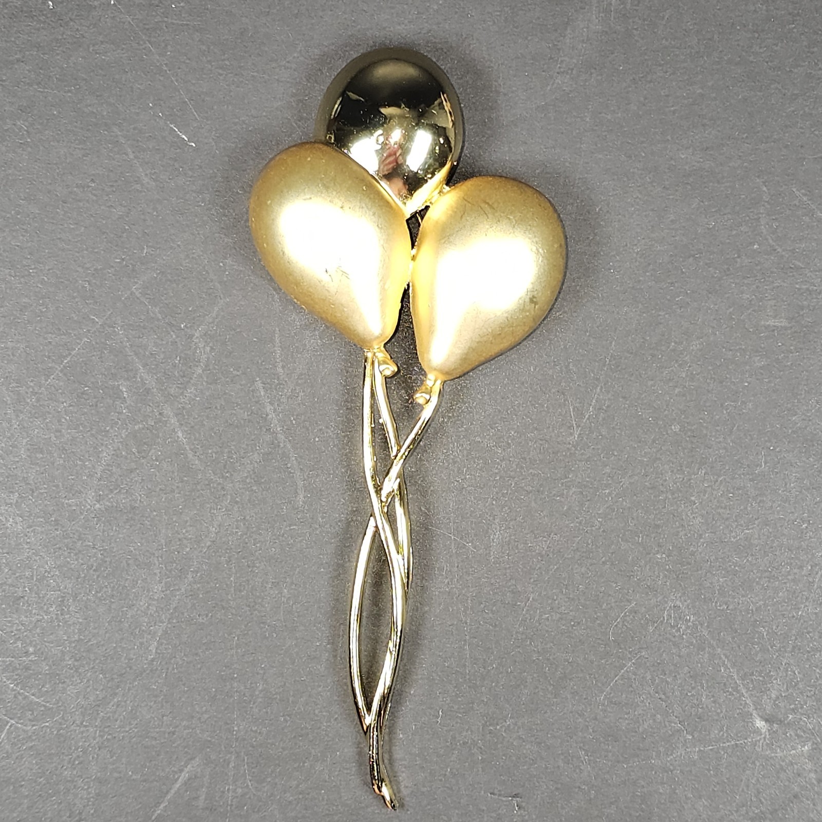 Vintage 10K Gold Plated LARGE BALLOON BROOCH Pin BIRTHDAY ANNIVERSARY RETIREMENT
