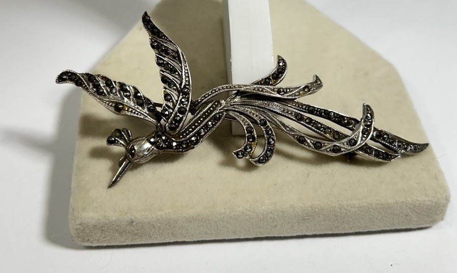 Vintage Peacock Silver Pin Brooch Gem Rhinestones Jewelry Estate Bird