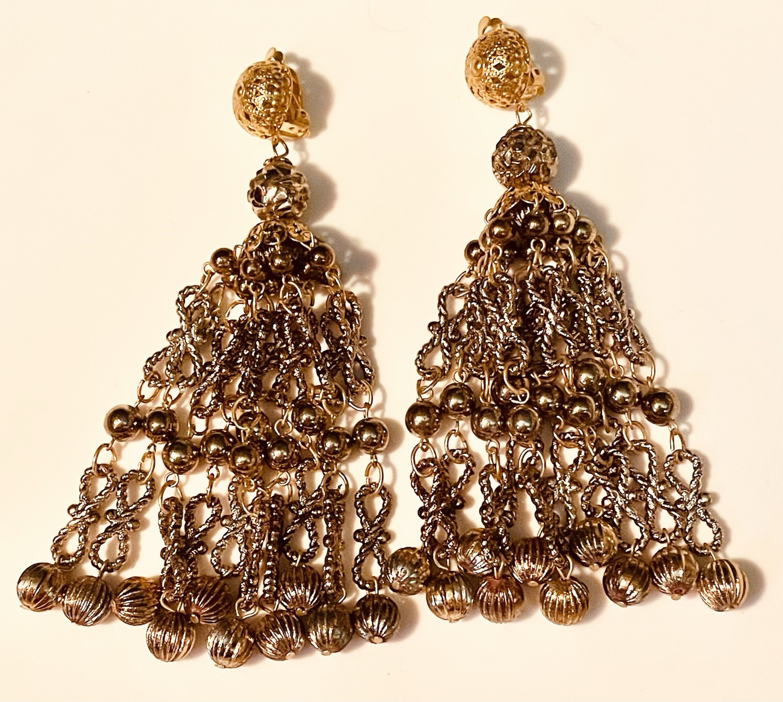 Vintage LONG Tassel Clip On Earrings Gold Tone LIGHT Chandelier BOLD 70s 5” Big