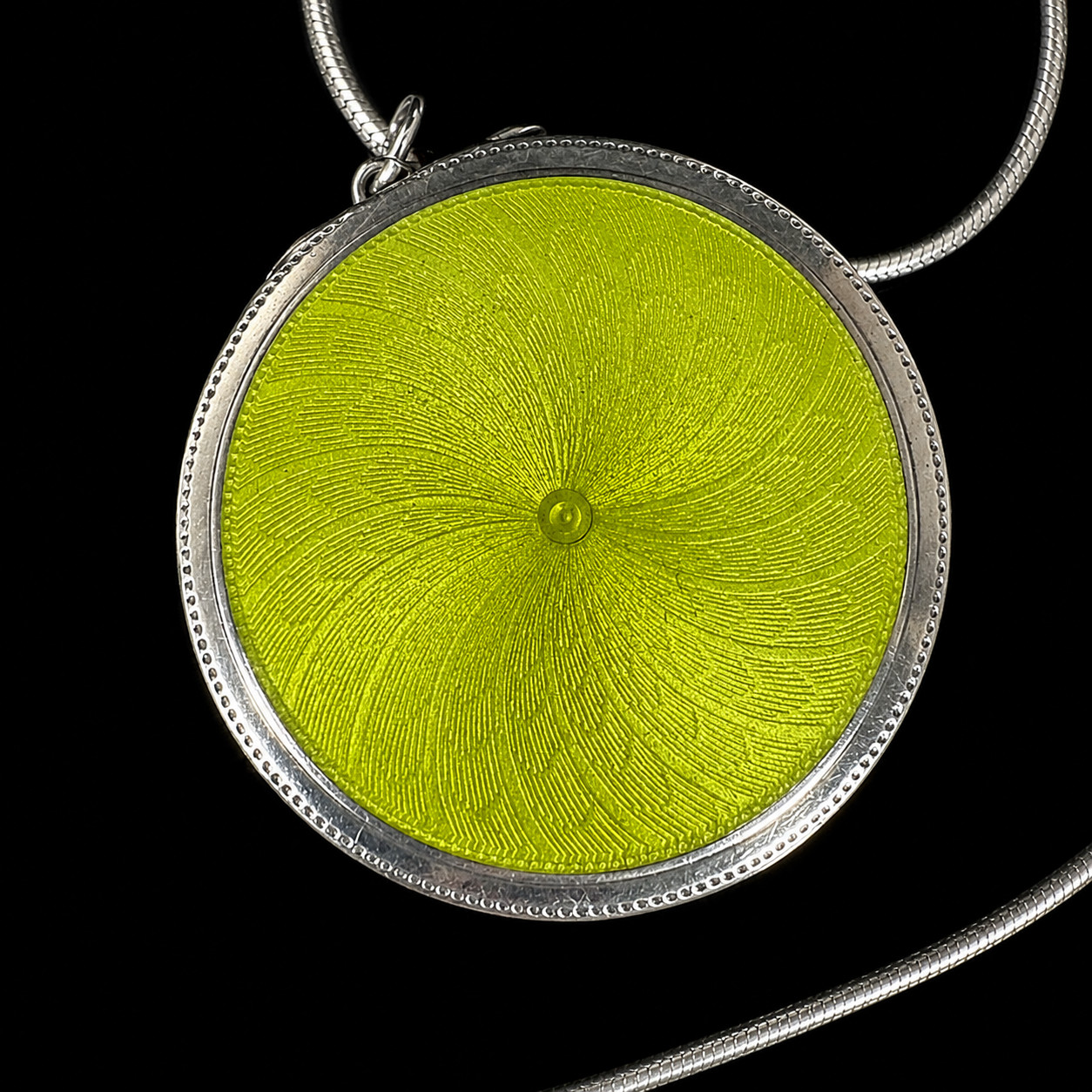 Vtg Elgin American Sterling Silver Chartreuse Enamel Compact Mirror Necklace 59g