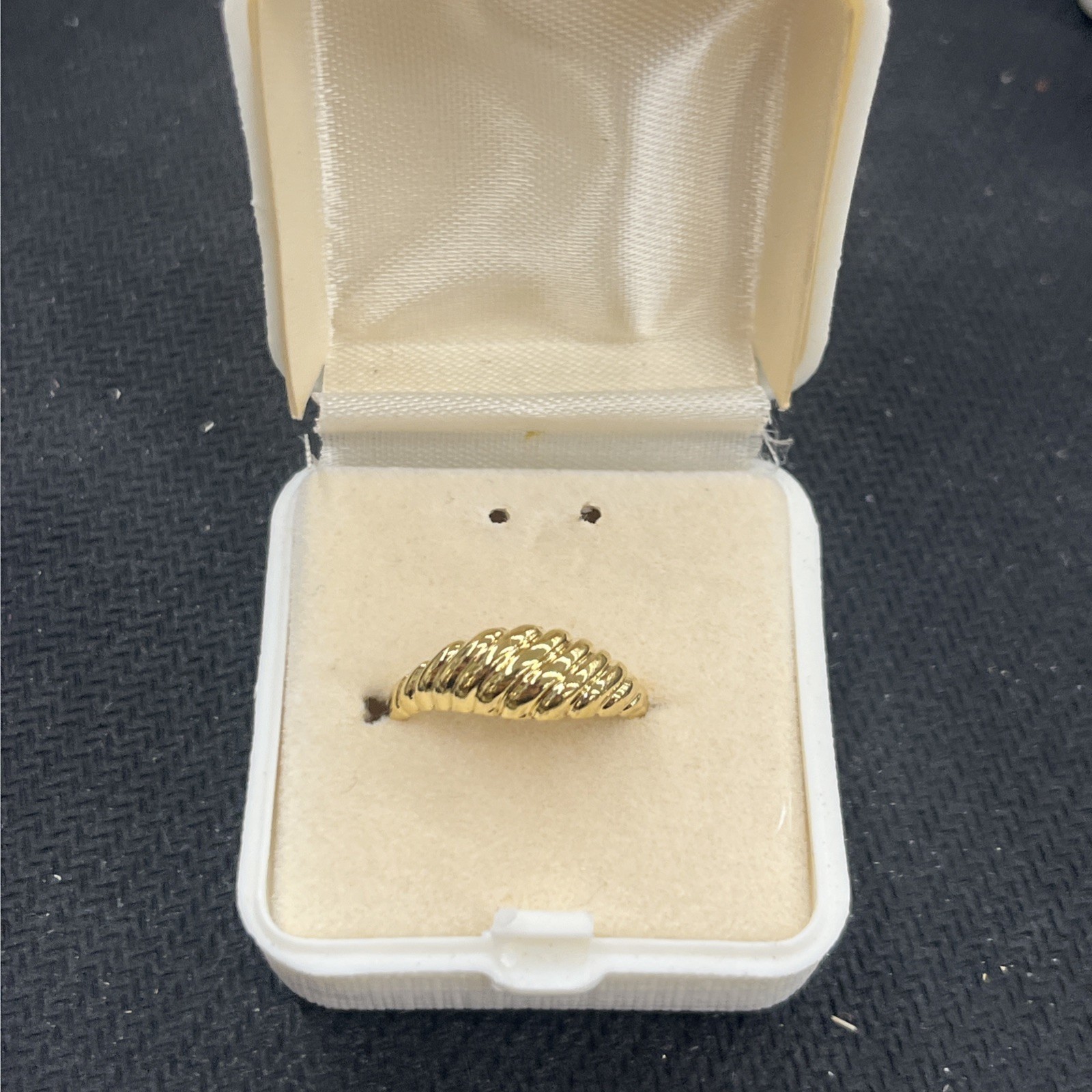 New Vintage Ring SizeShrimp Dome Design Size 6 Nos