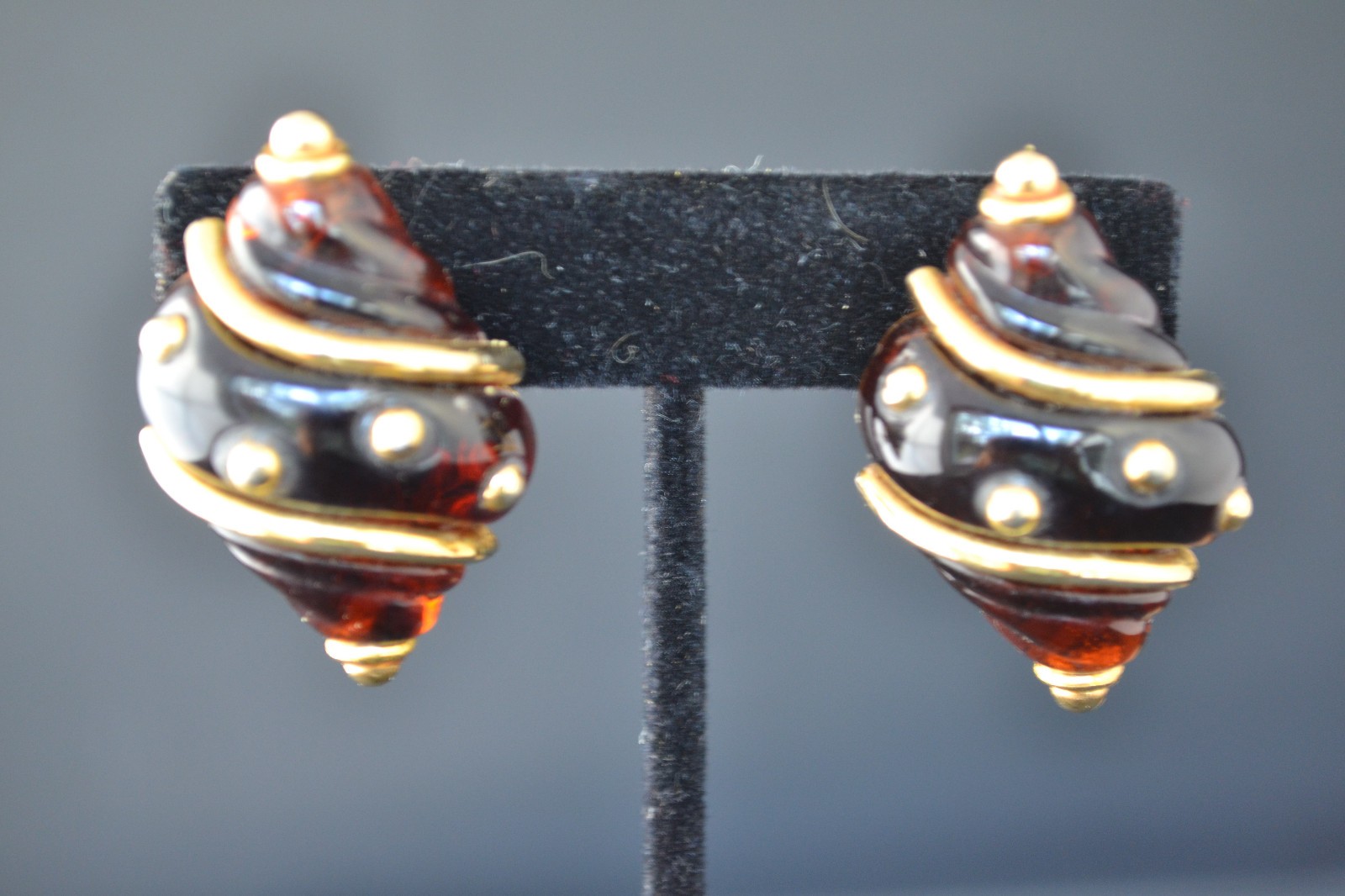 Kenneth Jay Lane KJL earrings clip on seashell Honey Amber color Lucite gold ton