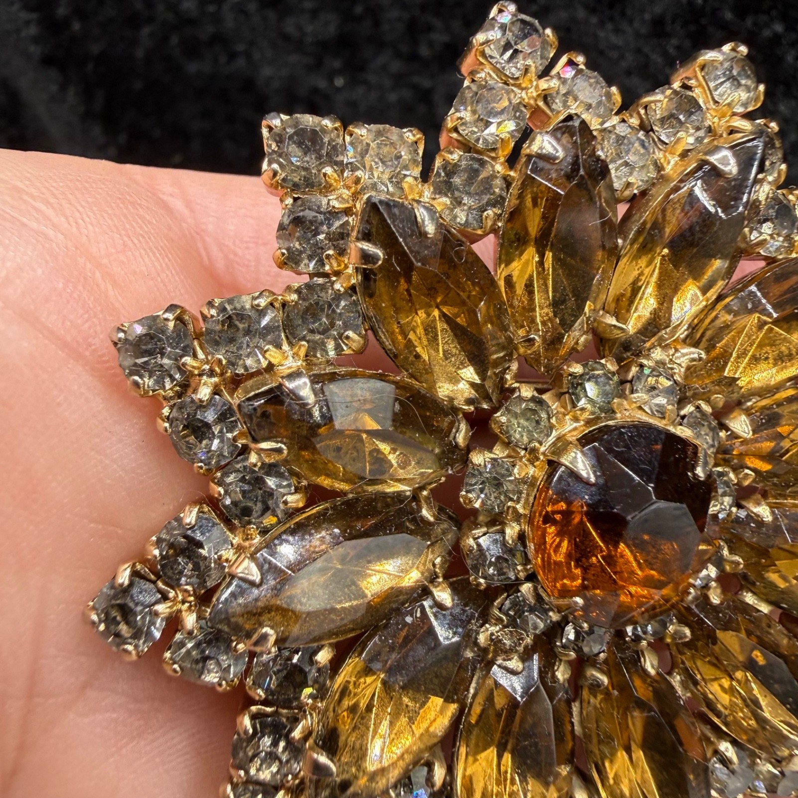 Vintage Rhinestone Brooch Orange Gold Tone Browns Lots of Sparkle
