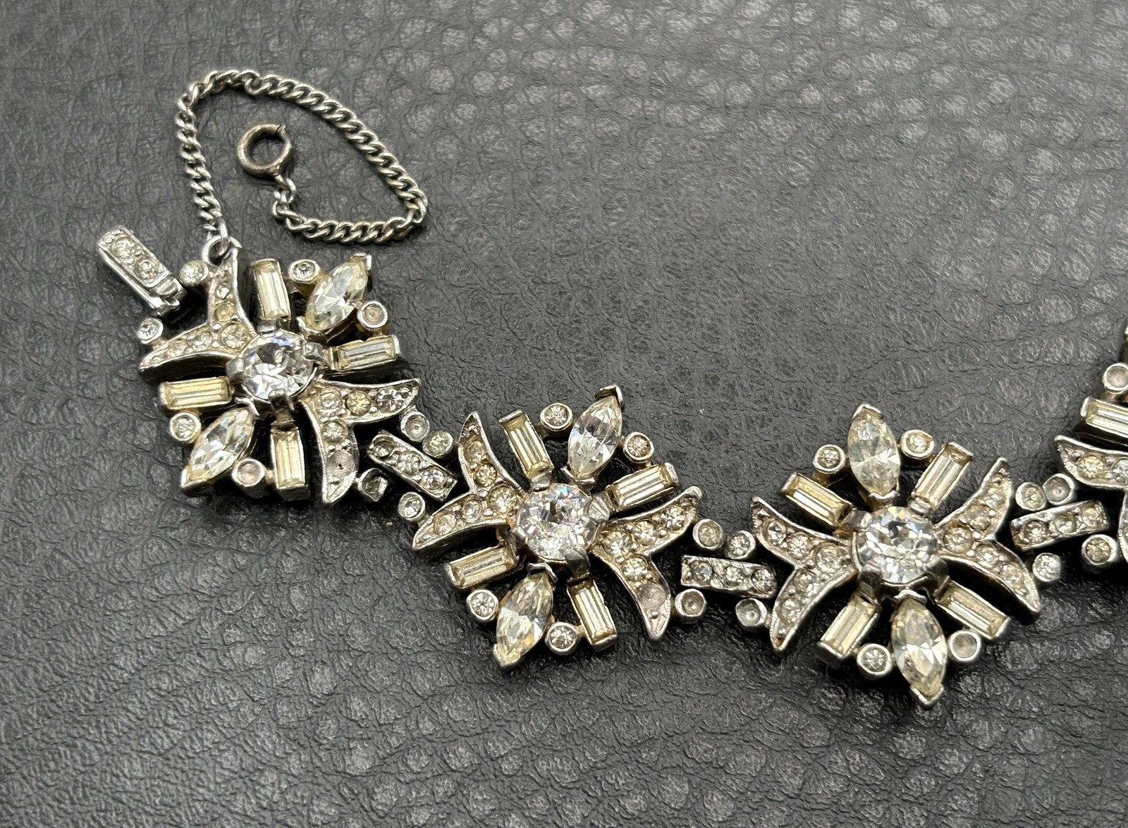 Vintage HIGH END Silver Tone Rhinestone Statement Bracelet Safety Chain READ