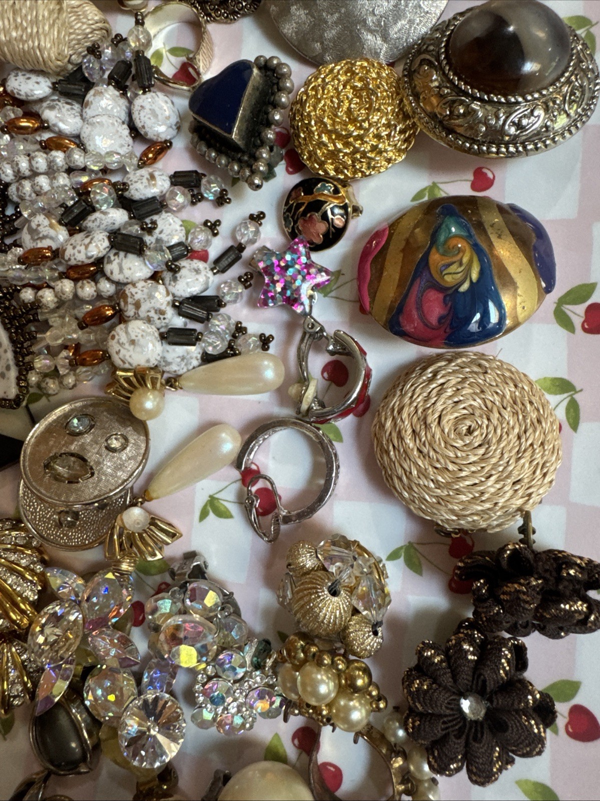 Lot Costume Jewelry 35 Single Earrings Clip On Craft Repurpose + 11 Broke Pairs