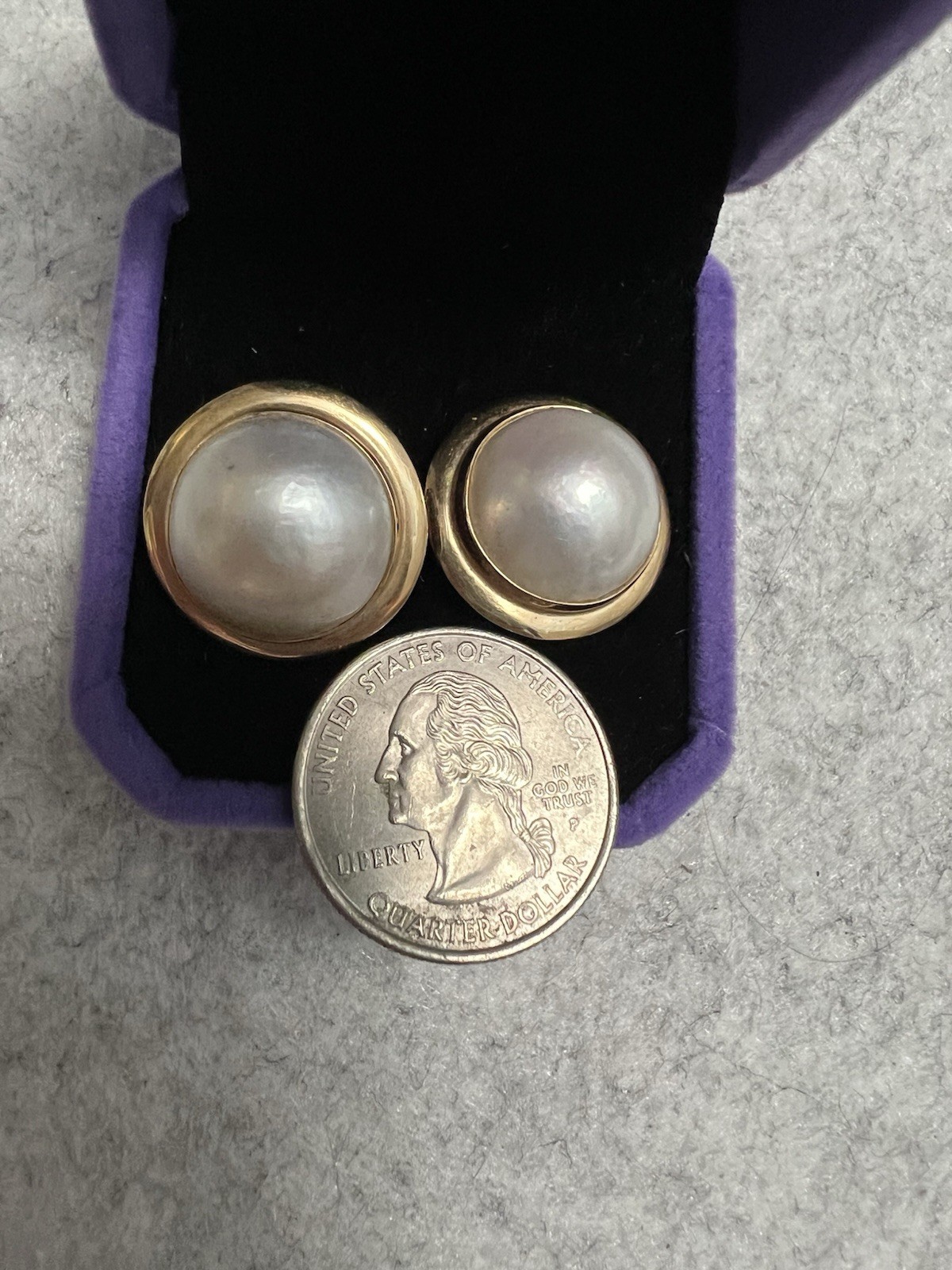 vintage Solid 14k Yellow Gold W Large 15mm Mabe pearl Stud earrings 6.4g