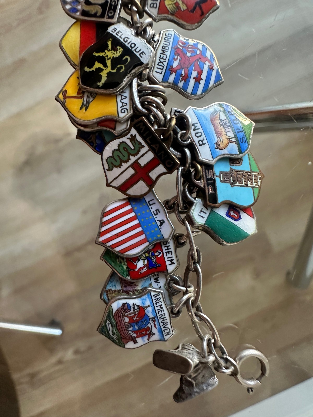 Sterling Silver Charm Bracelet & 35 Enamel European US Souvenir Travel Shields