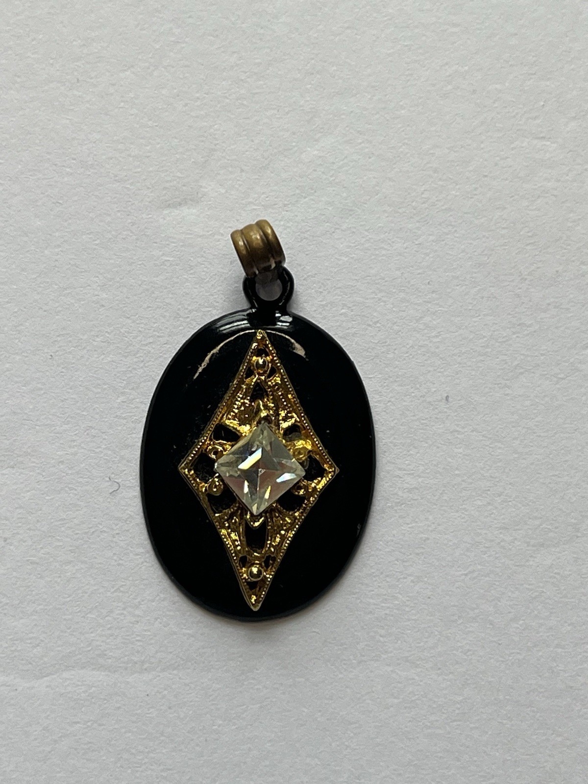 Vintage Gold Tone Black Oval Resin Pendant Necklace Faux Diamond