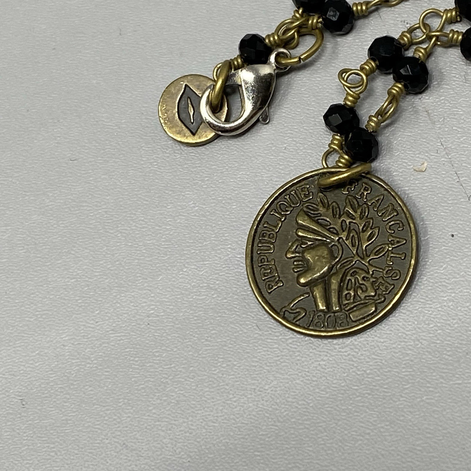 Designer Glass Bead Necklace R&R Coin Charm Chain Links Black Facet Retro 28″