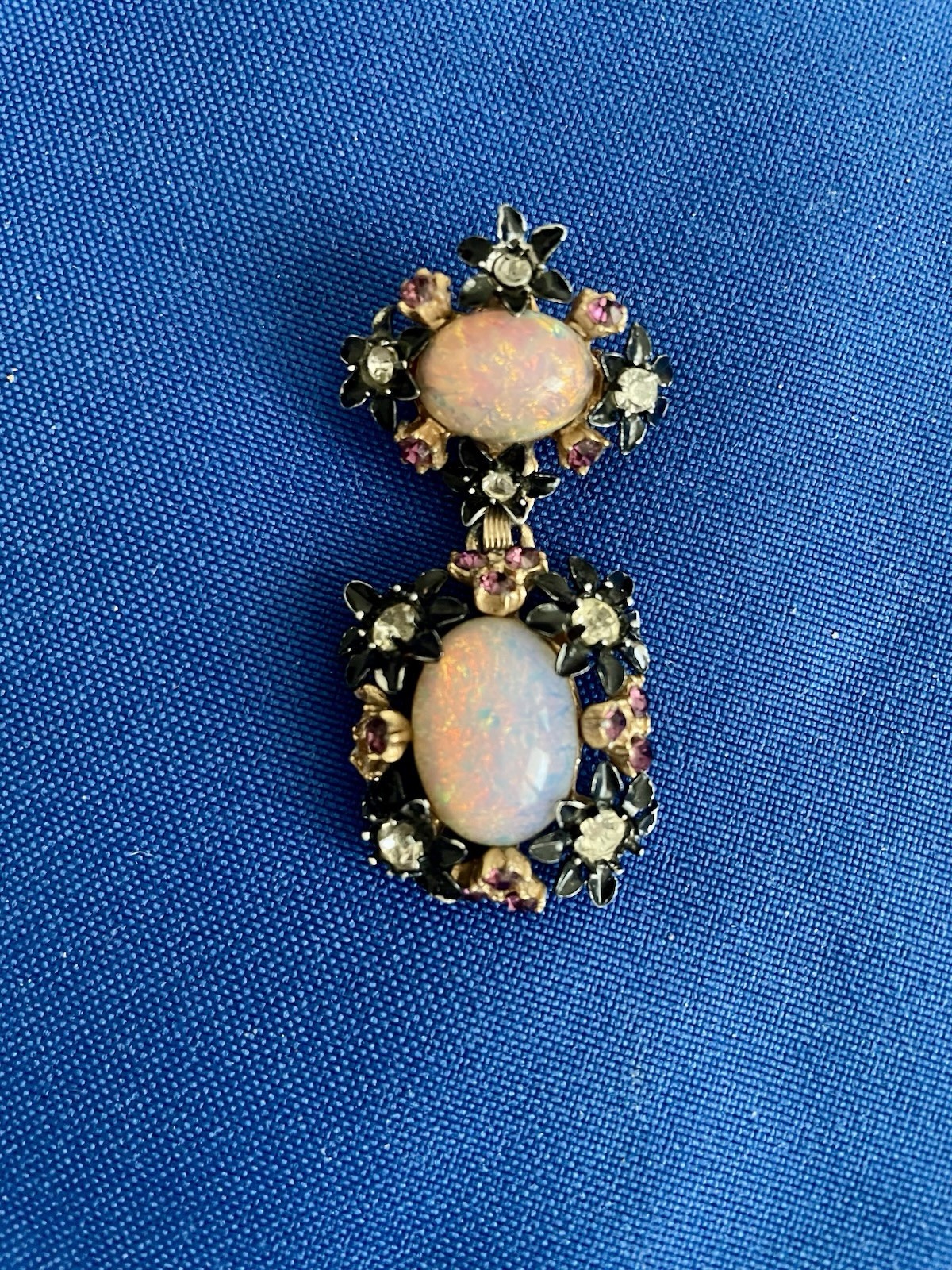 Vintage Dragon’s Breath Faux Fire Opal Glass Brooch Pin