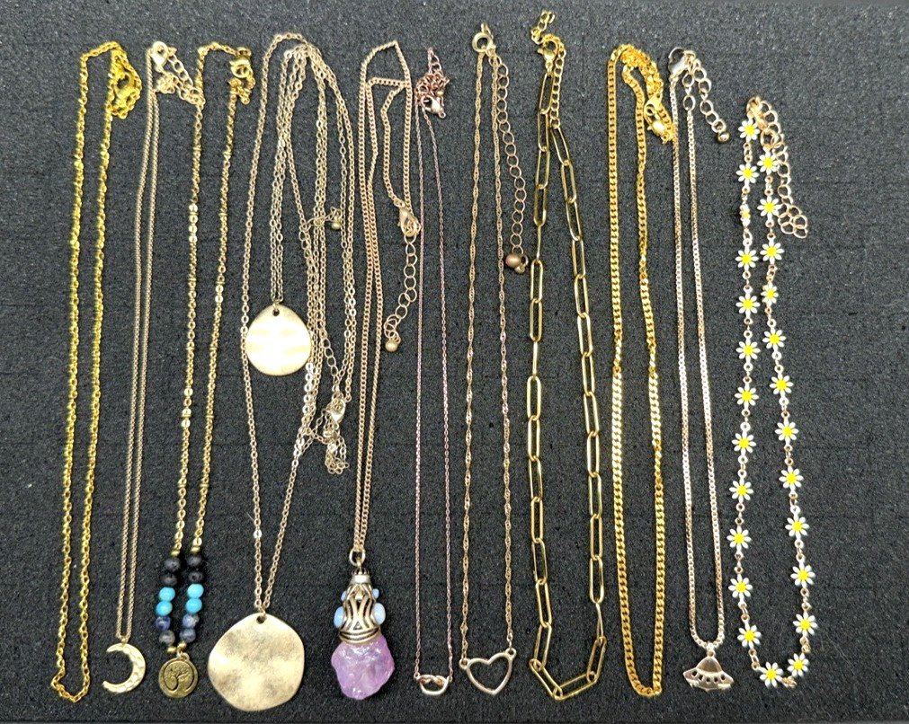 100 pcs Vintage Now Gold Tone Pendants Chains Necklaces Lot Signed & Unsigned