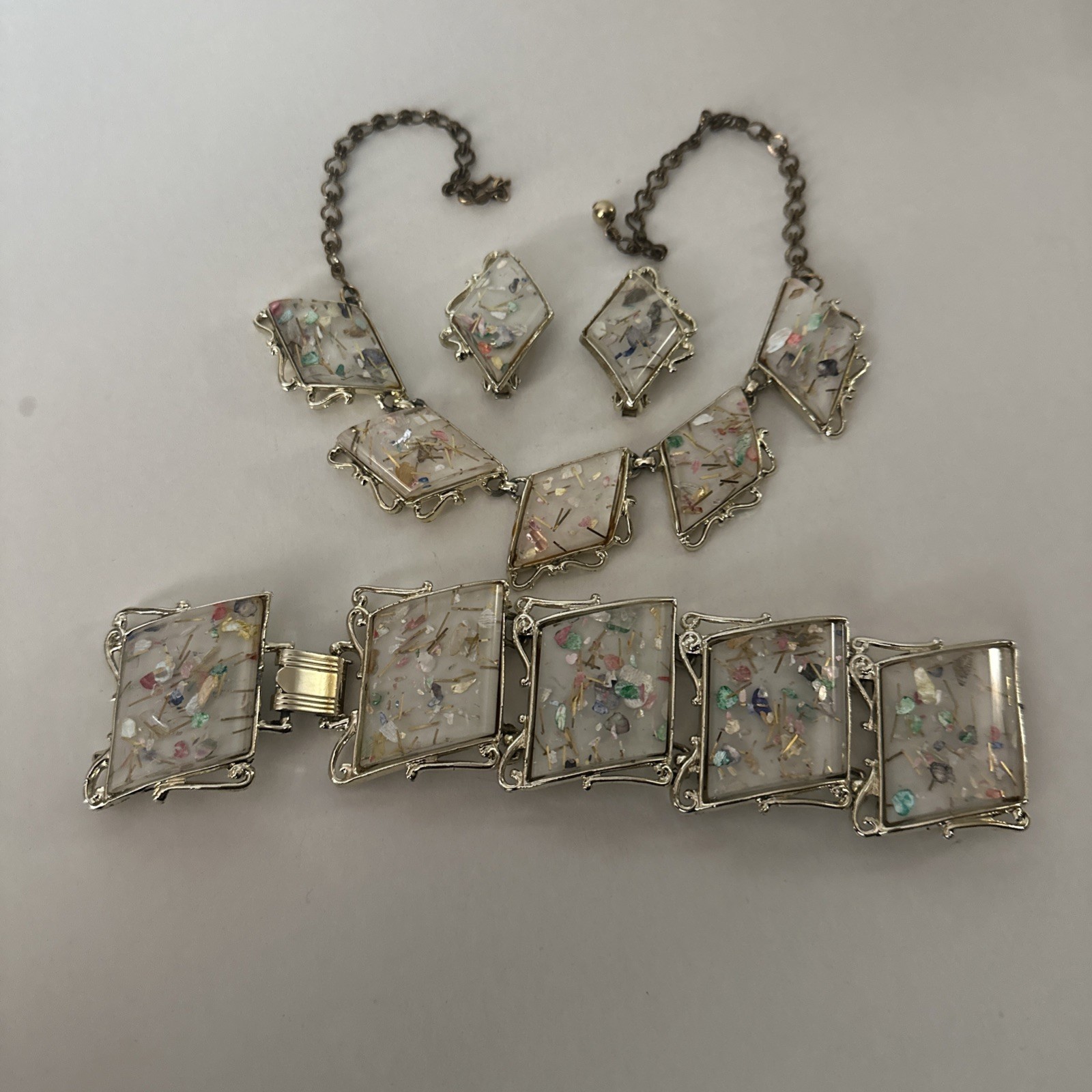 VTG 1950s PAM Confetti Lucite Jewelry Set Bracelet Necklace Earrings Gold Tone