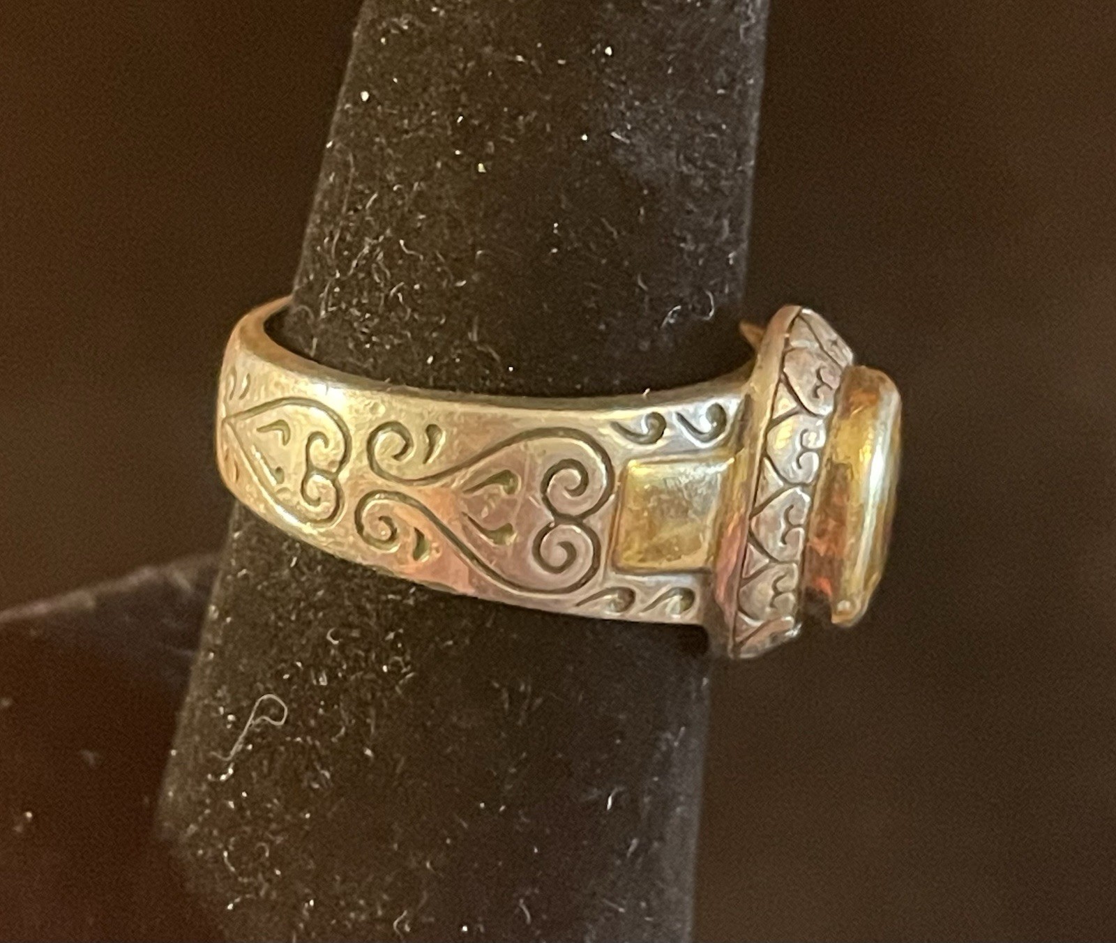 Vintage Sterling Silver Yellow Stone Ring. Size 6. Signed. Stamped