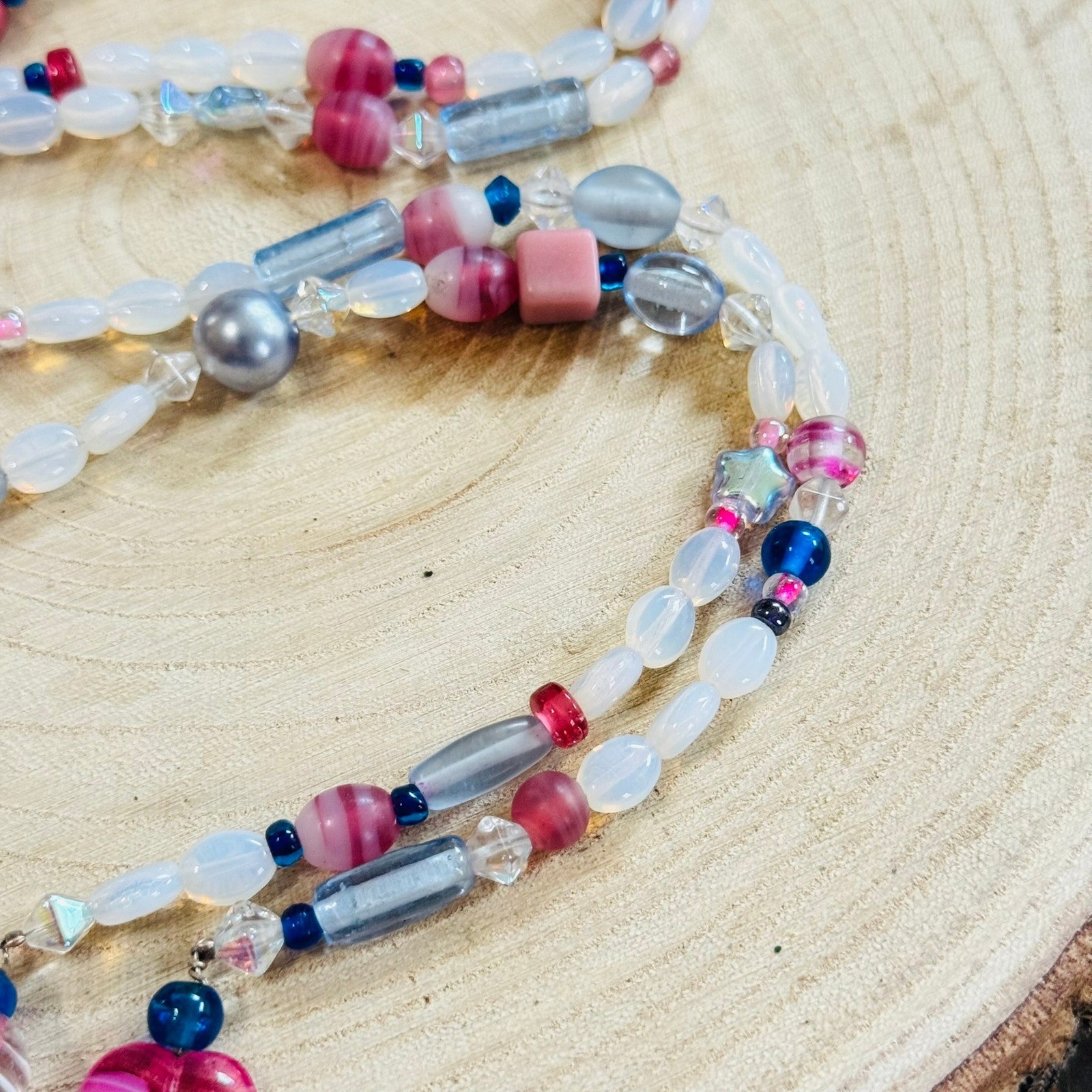 VTG pink Opalescent wrap Necklace Opalite Art Glass Beads moonglow long 38″ rare