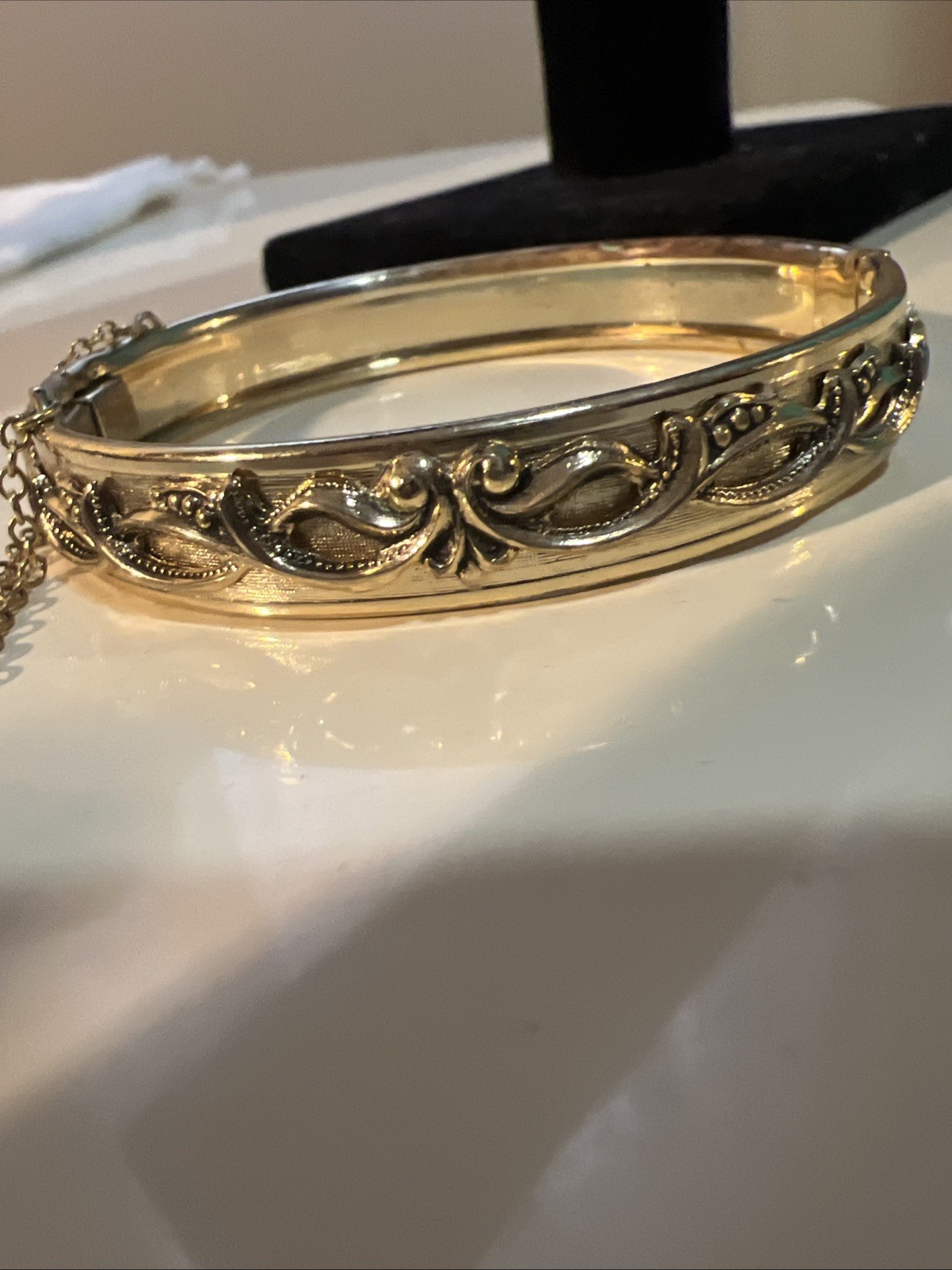 Vtg Whiting & Davis Gold Tone Victorian Revival Bangle Bracelet Floral See Pics