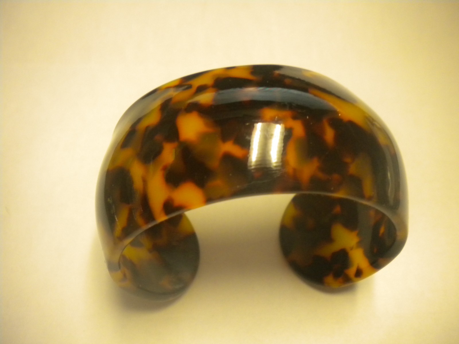 Chunky Thick TORTOISE SHELL ACRYLIC CUFF BRACELET 1 1/2 INCHES WIDE