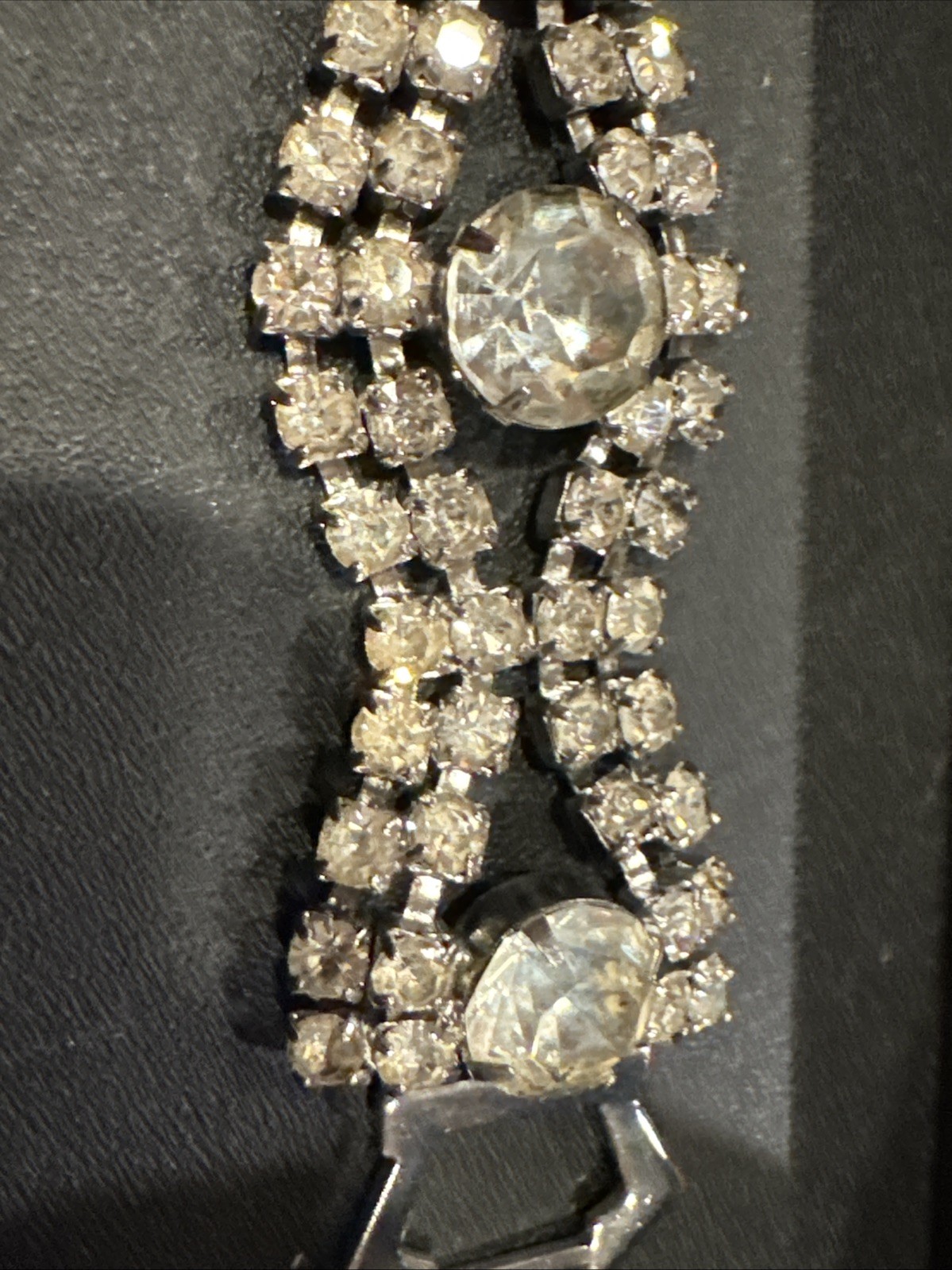 1940’s Elegant Prong-set Rhinestone Bracelet Unsigned