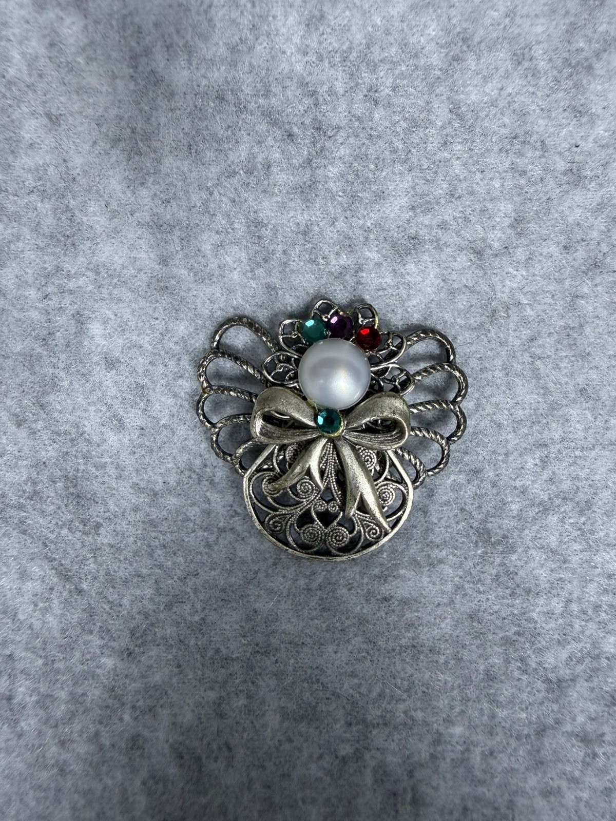 Vintage Angel Brooch Pin Set Filigree Faux Pearl Rhinestone Christmas Pair Retro