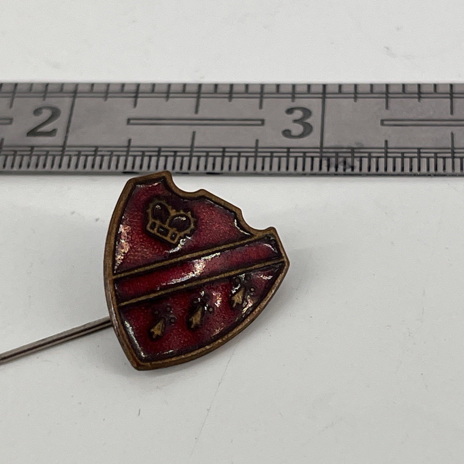 Vtg Military Lapel Pin Enamel Crest & Arrow Heads?