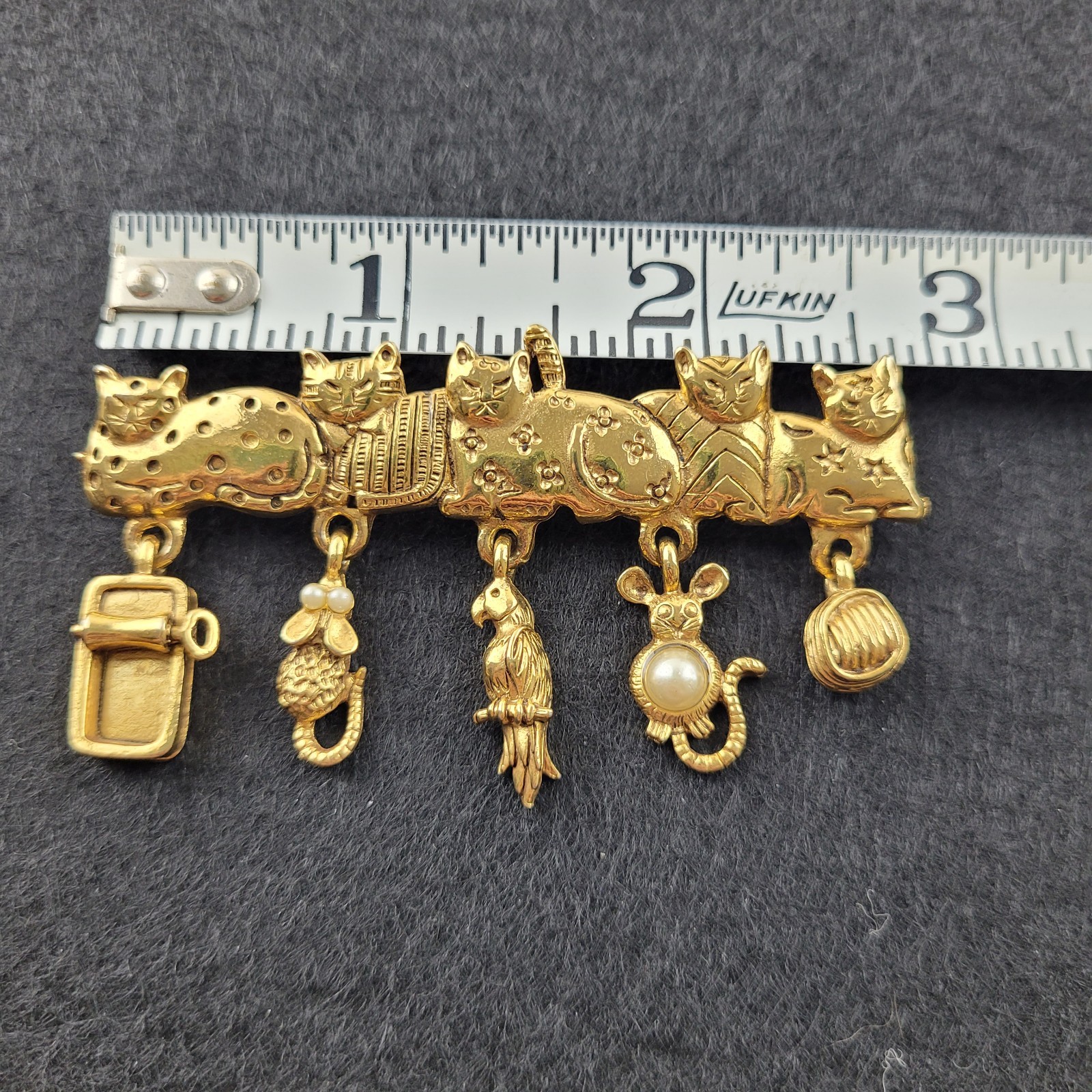 Vintage Gold Tone Cat Brooch Multiple Cats Dangle Charms Signed Danecraft