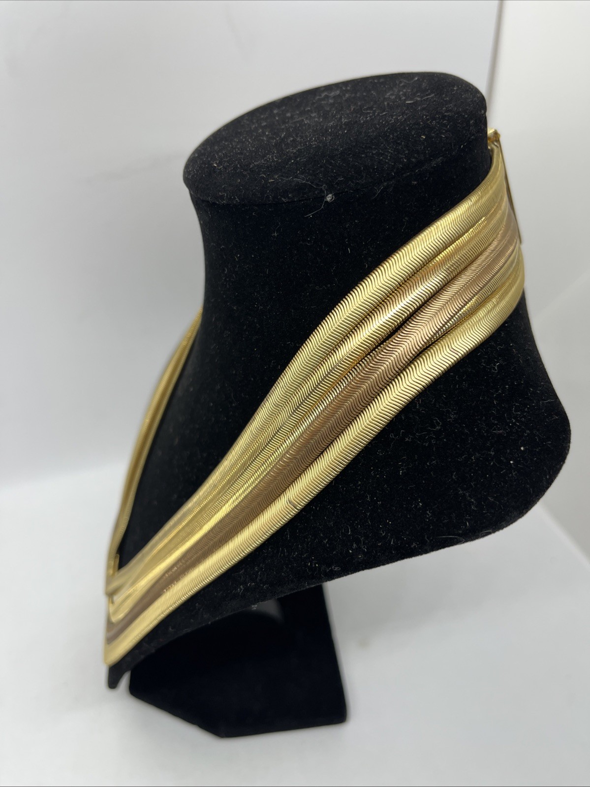 Vintage 5 Strand Different Color Gold Tone Snake Necklace Magnetic Clasp Sexy
