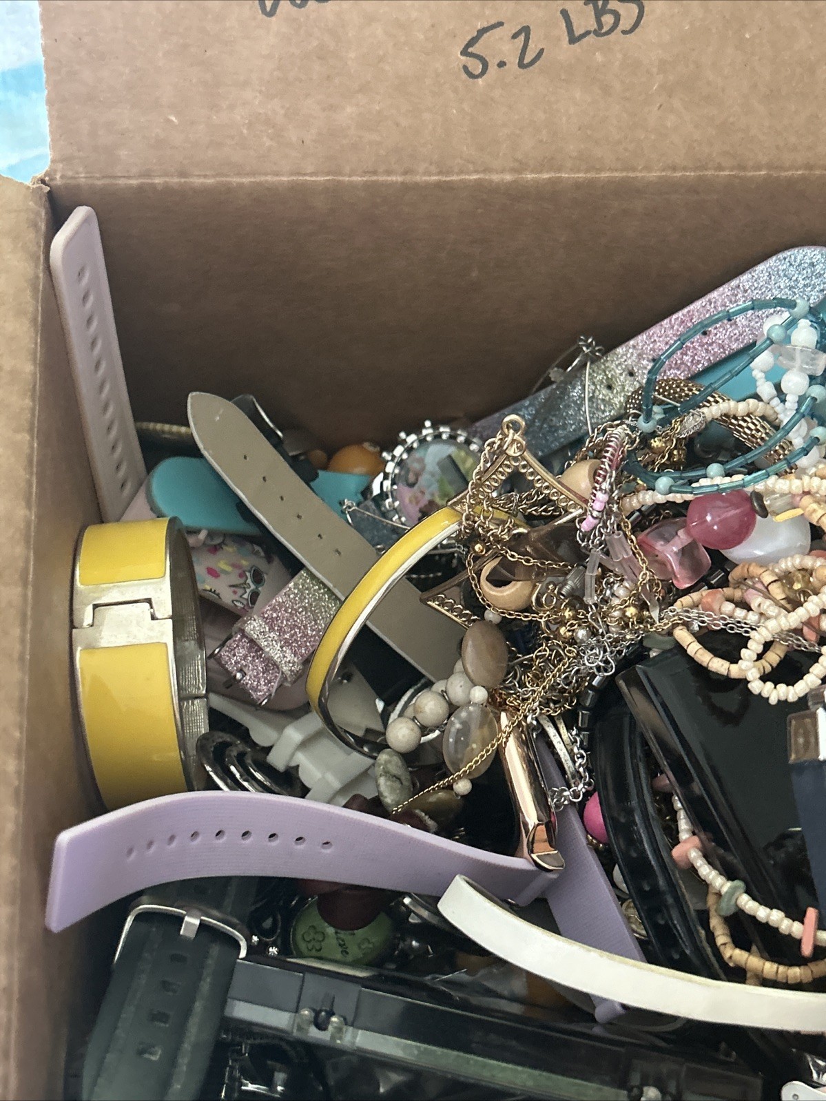 HUGE 9.5 lbs Jewelry Lot WEARABLE & REPAIR CRAFTING Unsearched VTG/NOW ESTATE