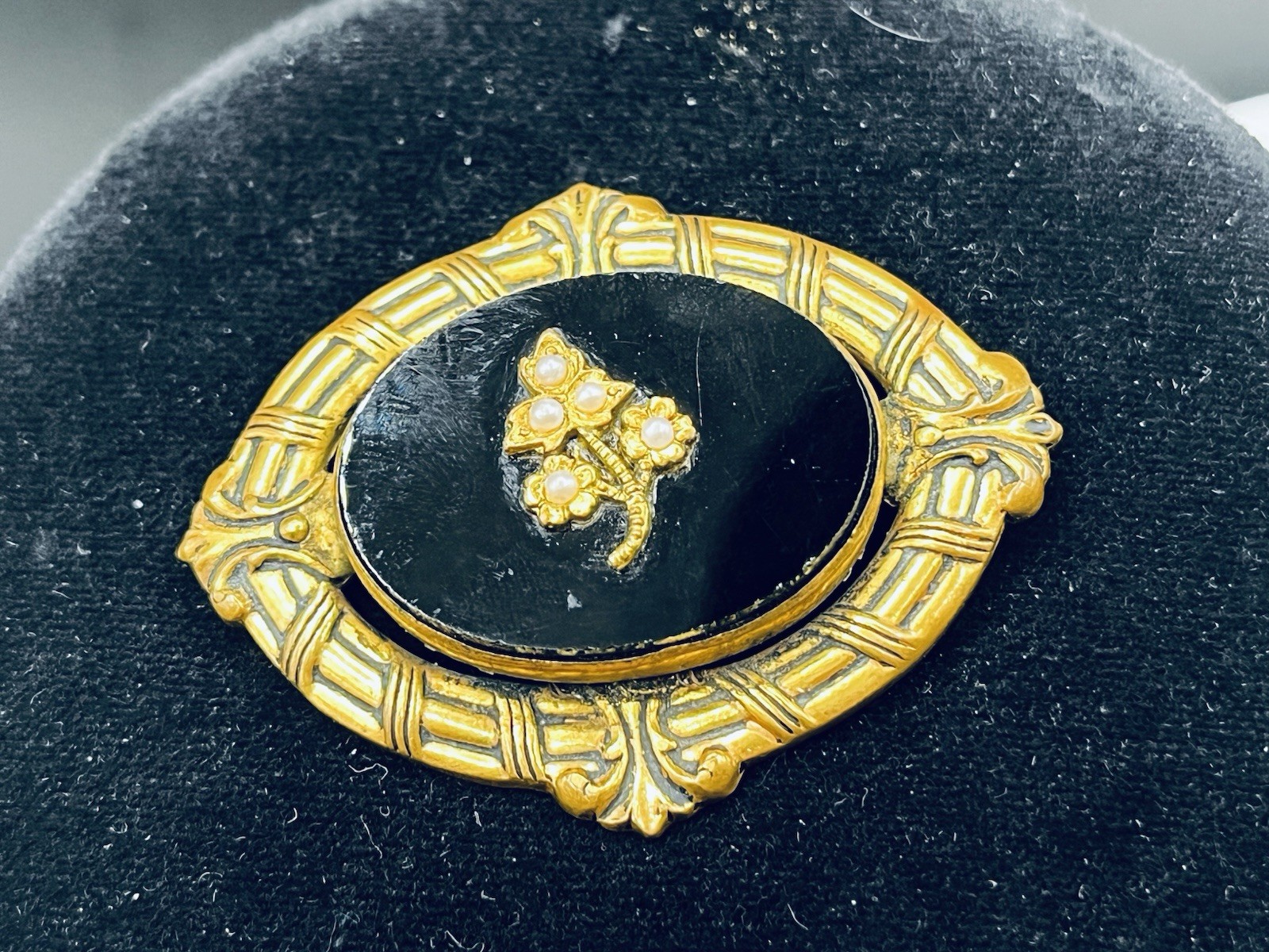 Victorian/Mourning Style VTG. Repousse Brass Black Glass Brooch Faux Pearl 2 1/8