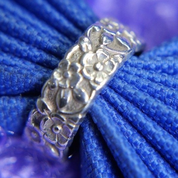 Forget Me Not Flower 0.925 STERLING SILVER Wedding Band vintage Ring size 5.5