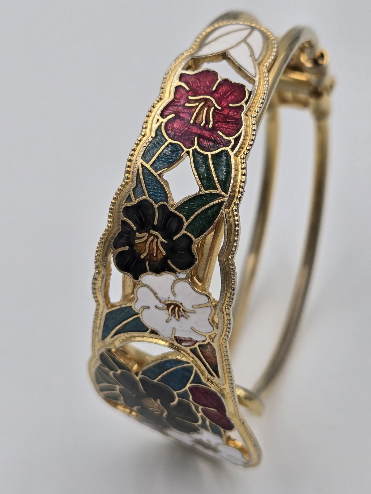 ​Vintage Taiwan ROC Cloisonné Enamel Floral Bypass Hinged Bangle Bracelet…