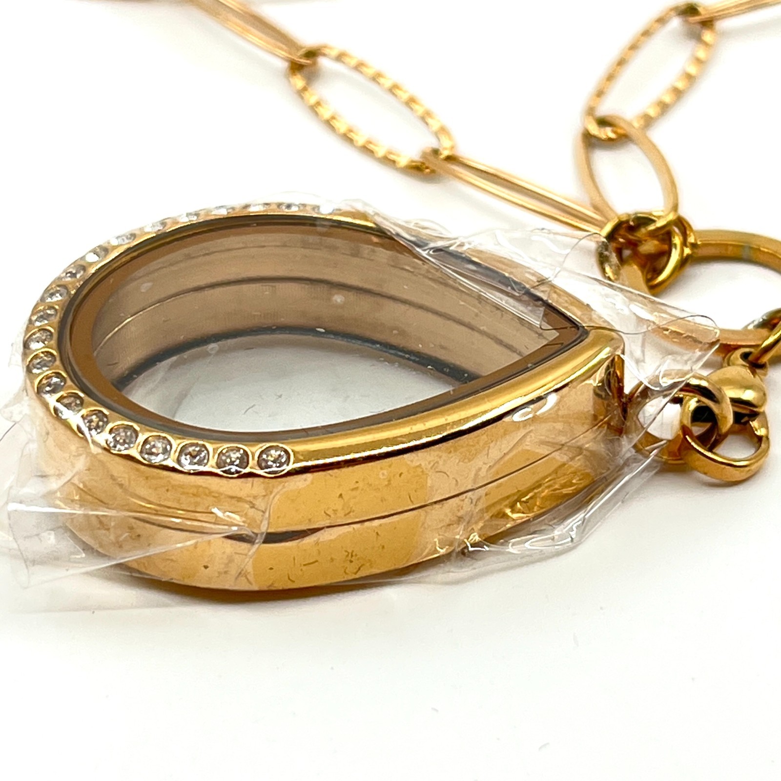 VTG Gold Tone Teardrop Floating Locket Necklace Crystal Accent Paperclip Chain