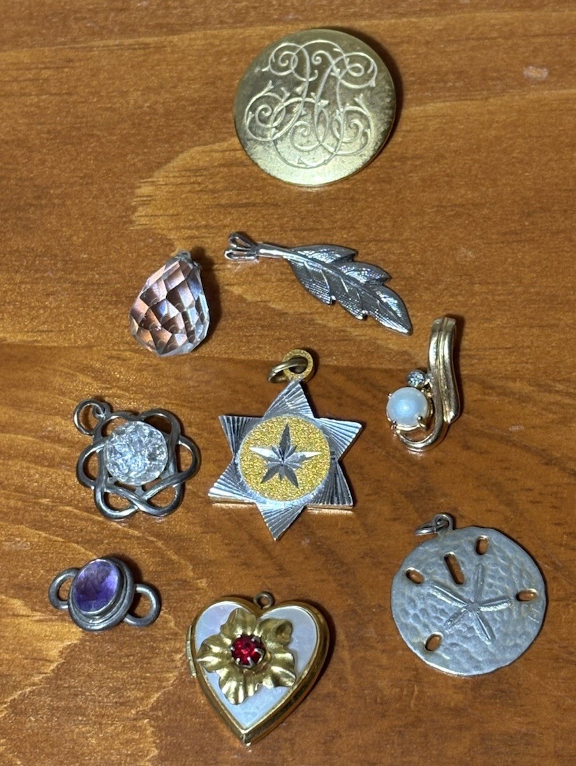 Vintage Mixed Pendant Charm Locket Lot 9 Pc Heart Locket Sand Dollar Star