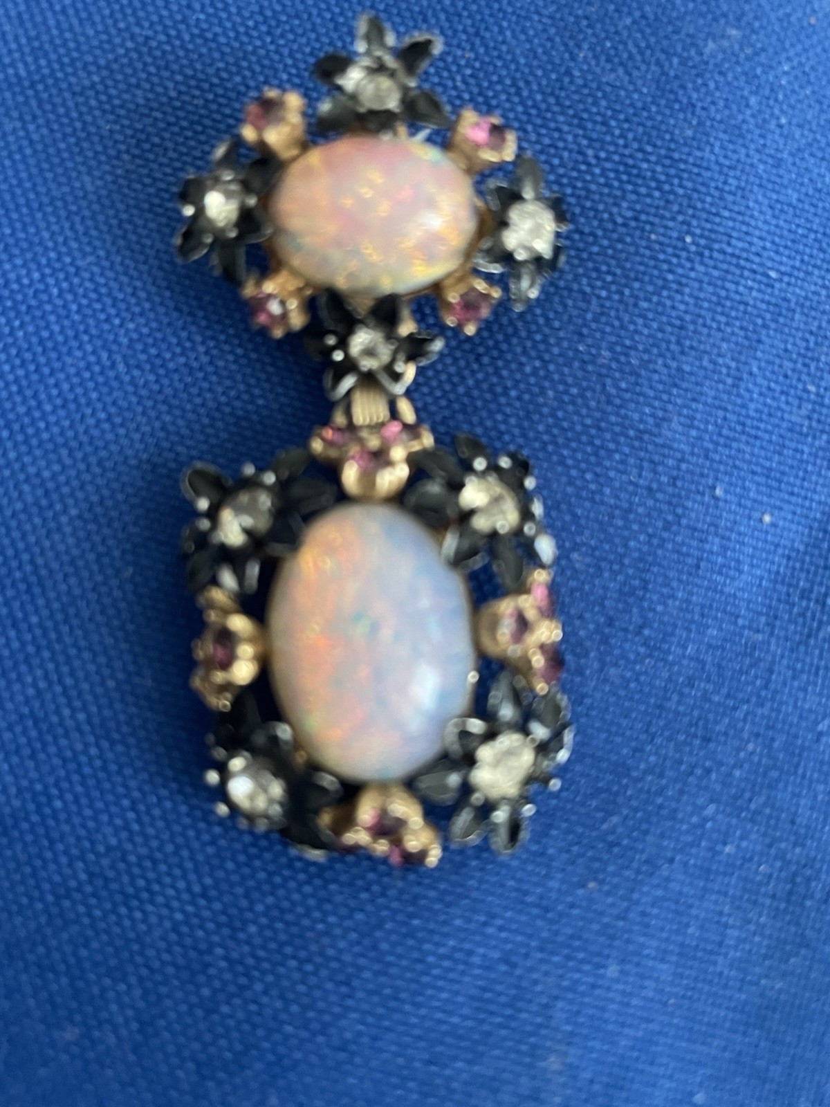 Vintage Dragon’s Breath Faux Fire Opal Glass Brooch Pin