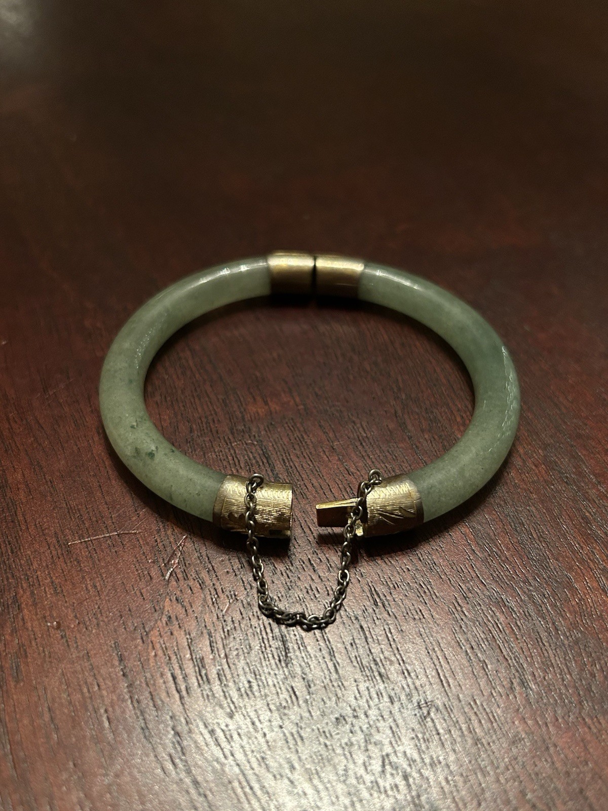 Vintage Chinese Nephrite Jade Hinged Bangle Bracelet Gold Tone Clasp