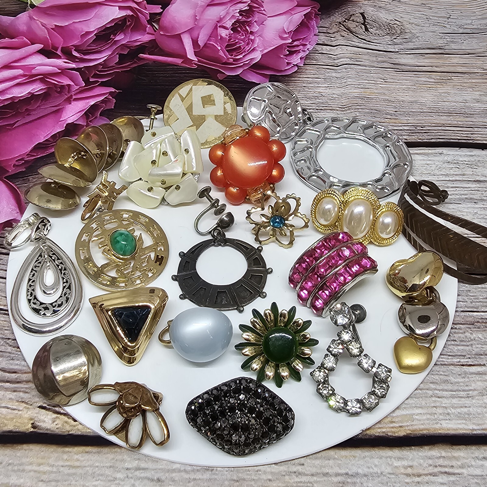 Single Mismatched Vintage Earrings Lot 70’s 80’s Retro Mod Statement Clip On