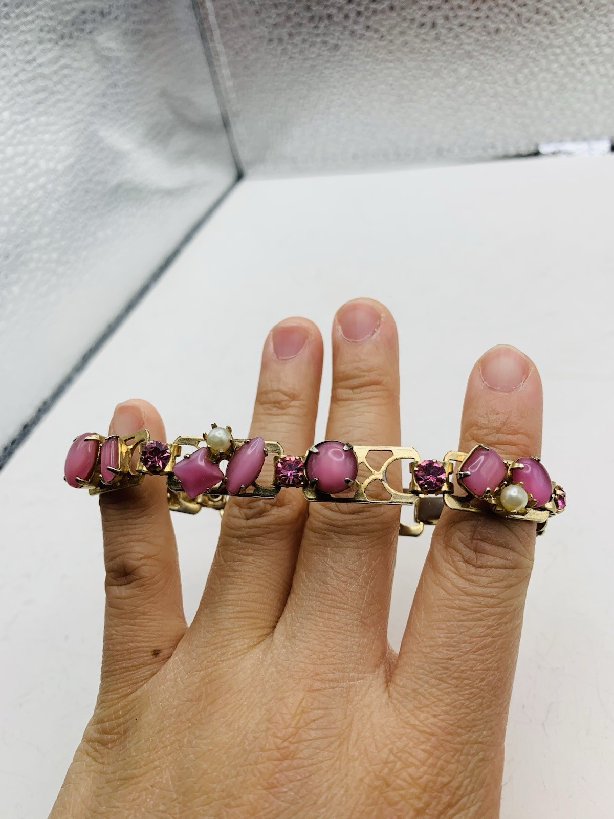 Vintage Pink Feminine Rhinestone Crystal Fancy Faux Pearl Gold Tone 7” Bracelet