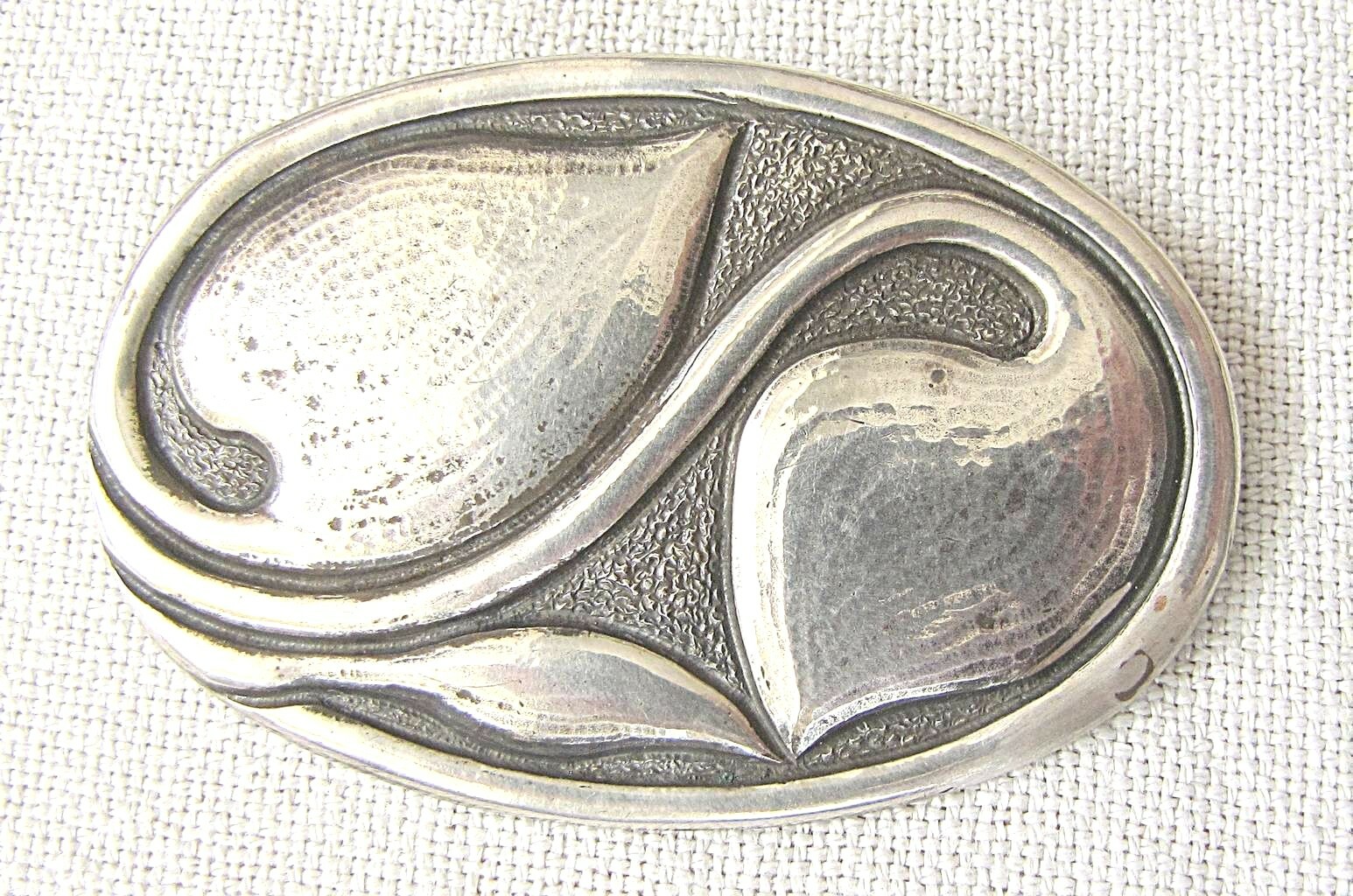 Art nouveau silver sterling artisan large brooch, signed by maker: DGy